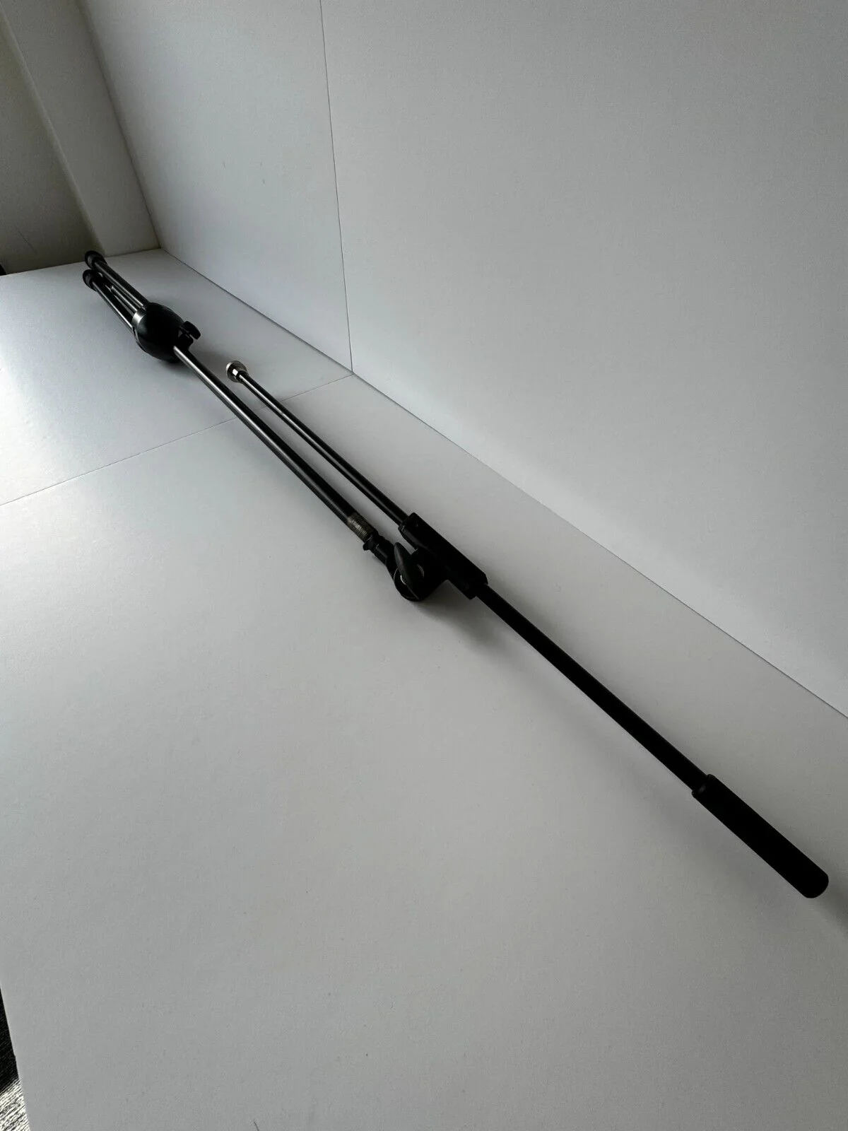 Beyerdynamic Gst-400 Boom Mic Stand - Adjustable Boom Arm, Sturdy Base - Good - Image 3