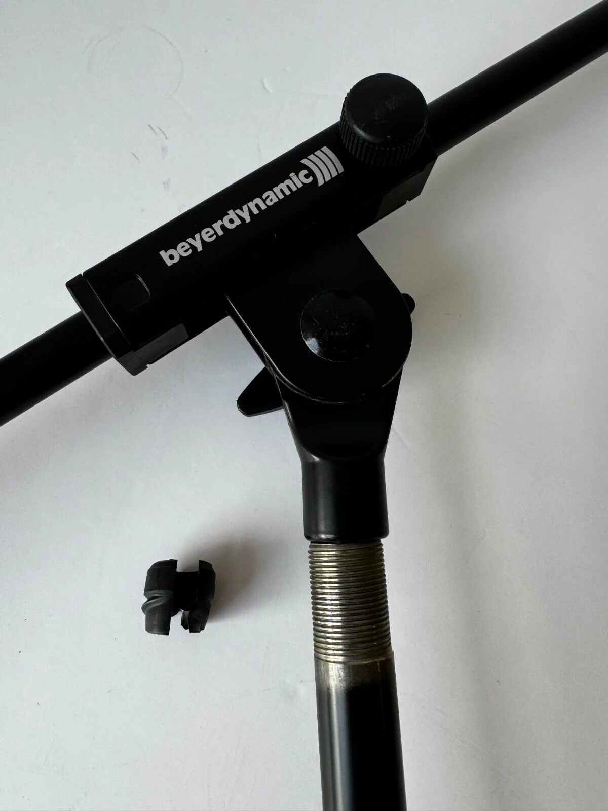 Beyerdynamic Gst-400 Boom Mic Stand - Adjustable Boom Arm, Sturdy Base - Good - Image 5