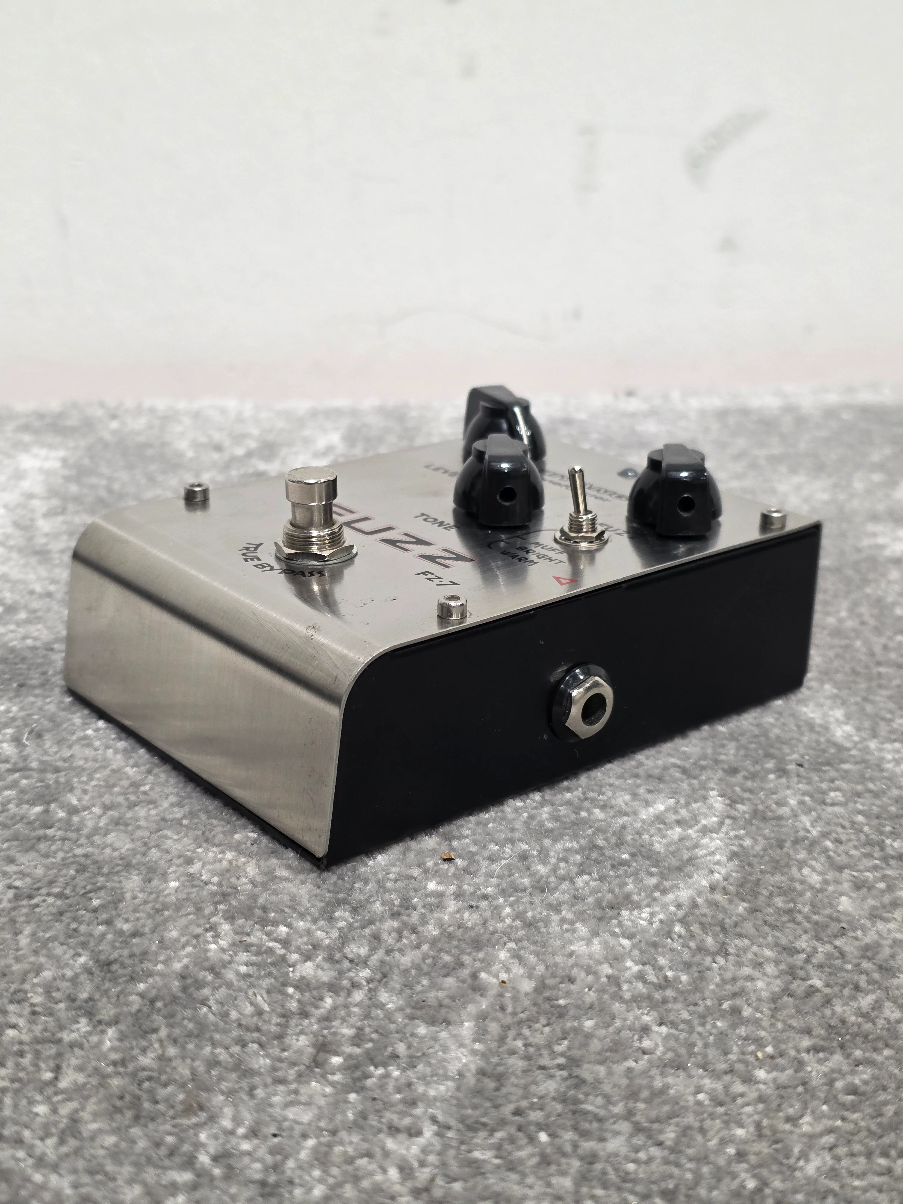 Biyang FZ-7 Fuzz - Guitar Effects Pedal - Excellent - Image 5