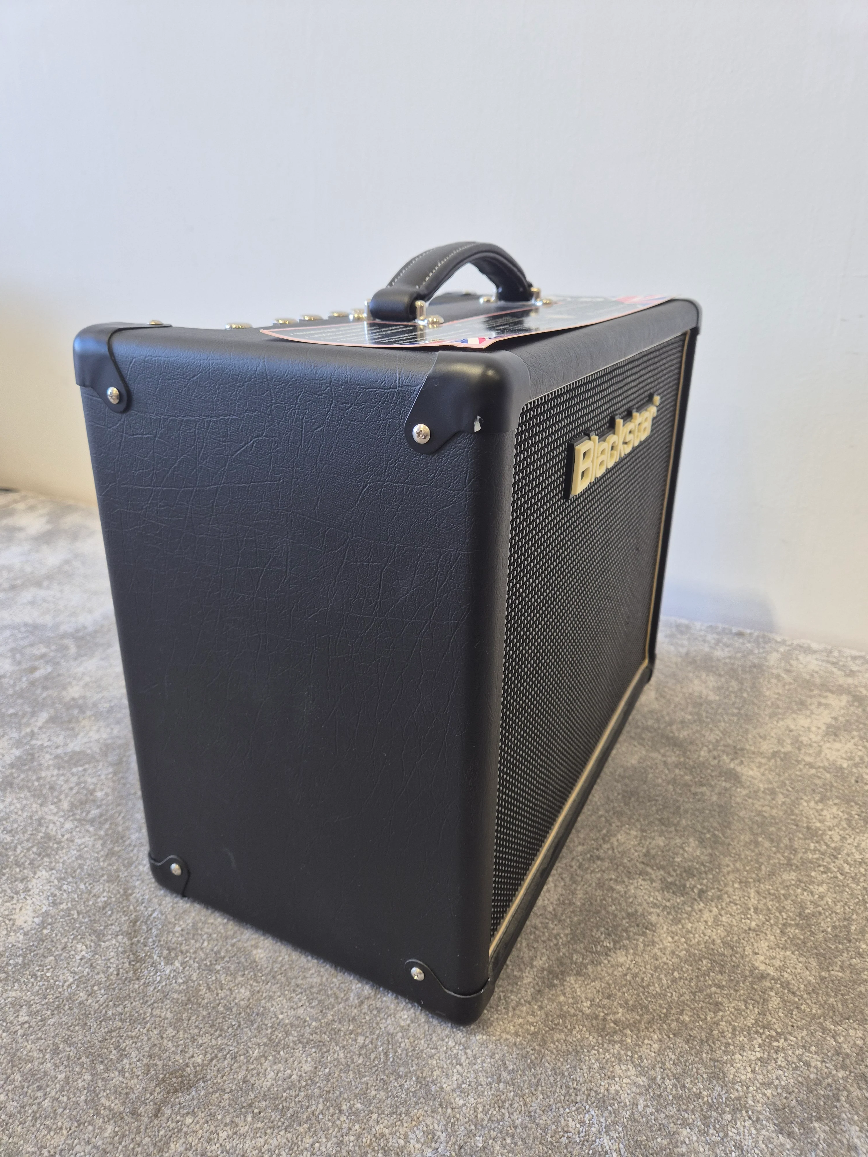 Blackstar HT 5 - Low-Wattage Valve Combo Guitar Amplifier - Image 3