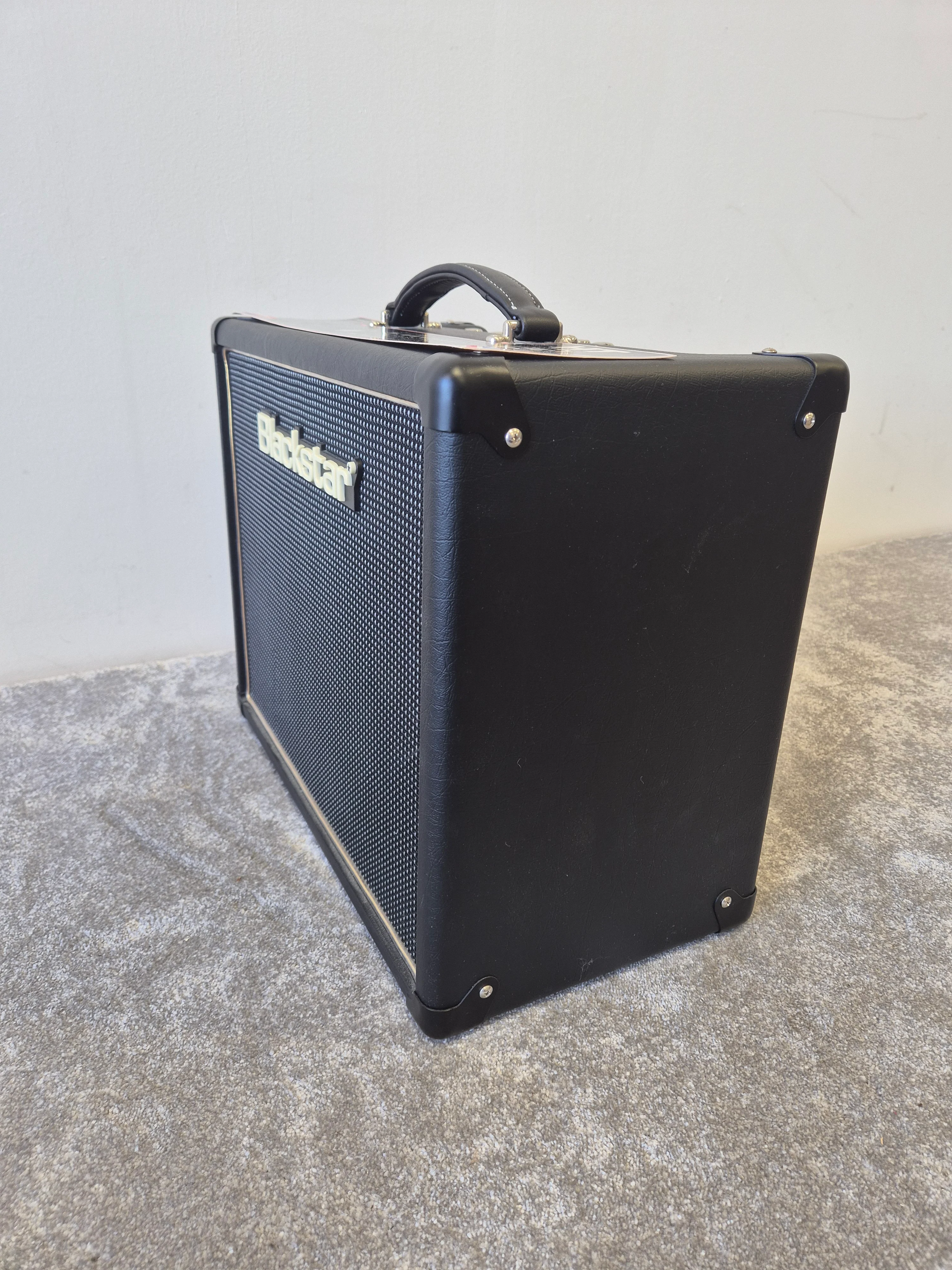 Blackstar HT 5 - Low-Wattage Valve Combo Guitar Amplifier - Image 7