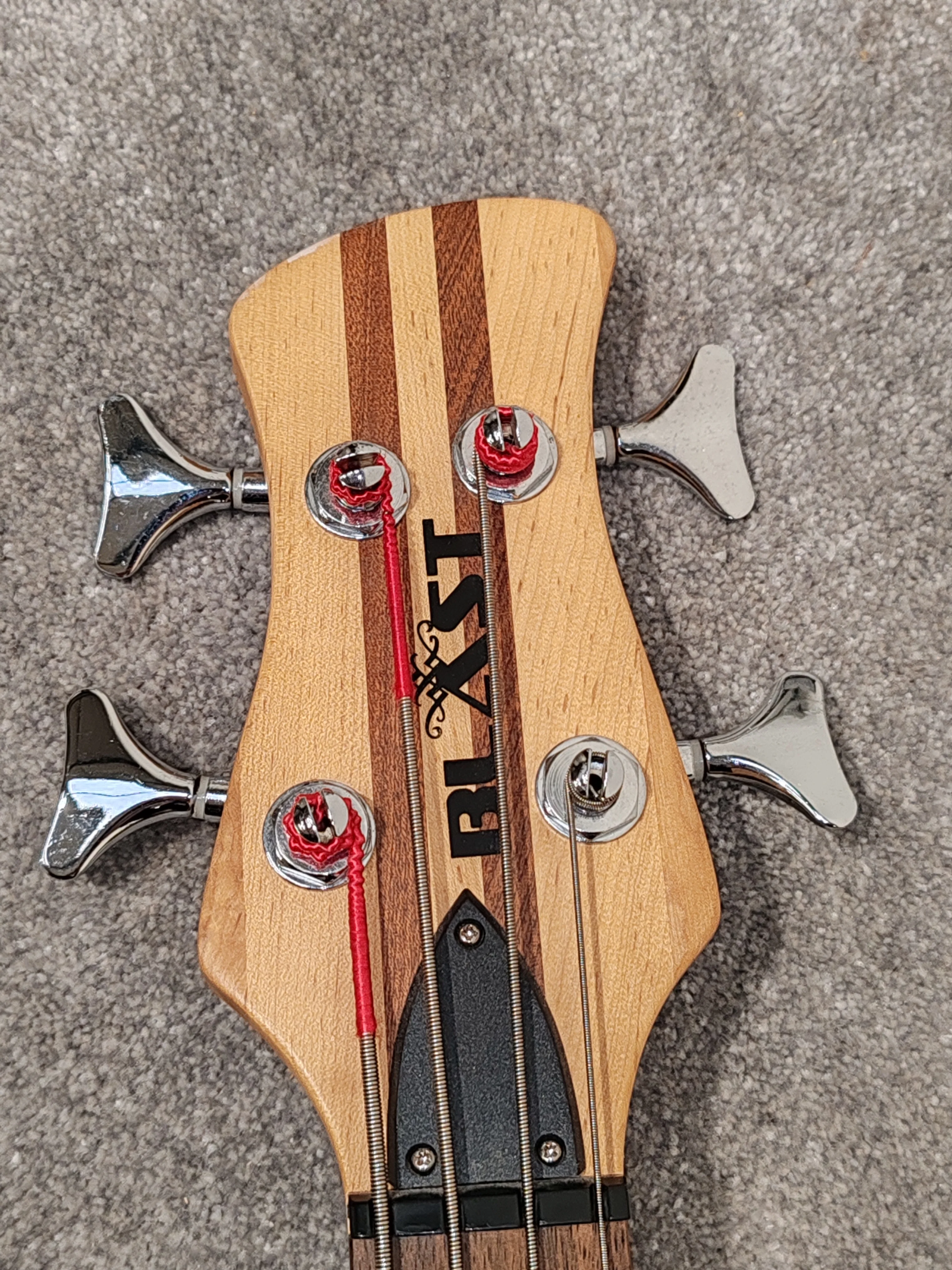 Blast Active 4 String Bass Guitar - High Quality Build - Image 5