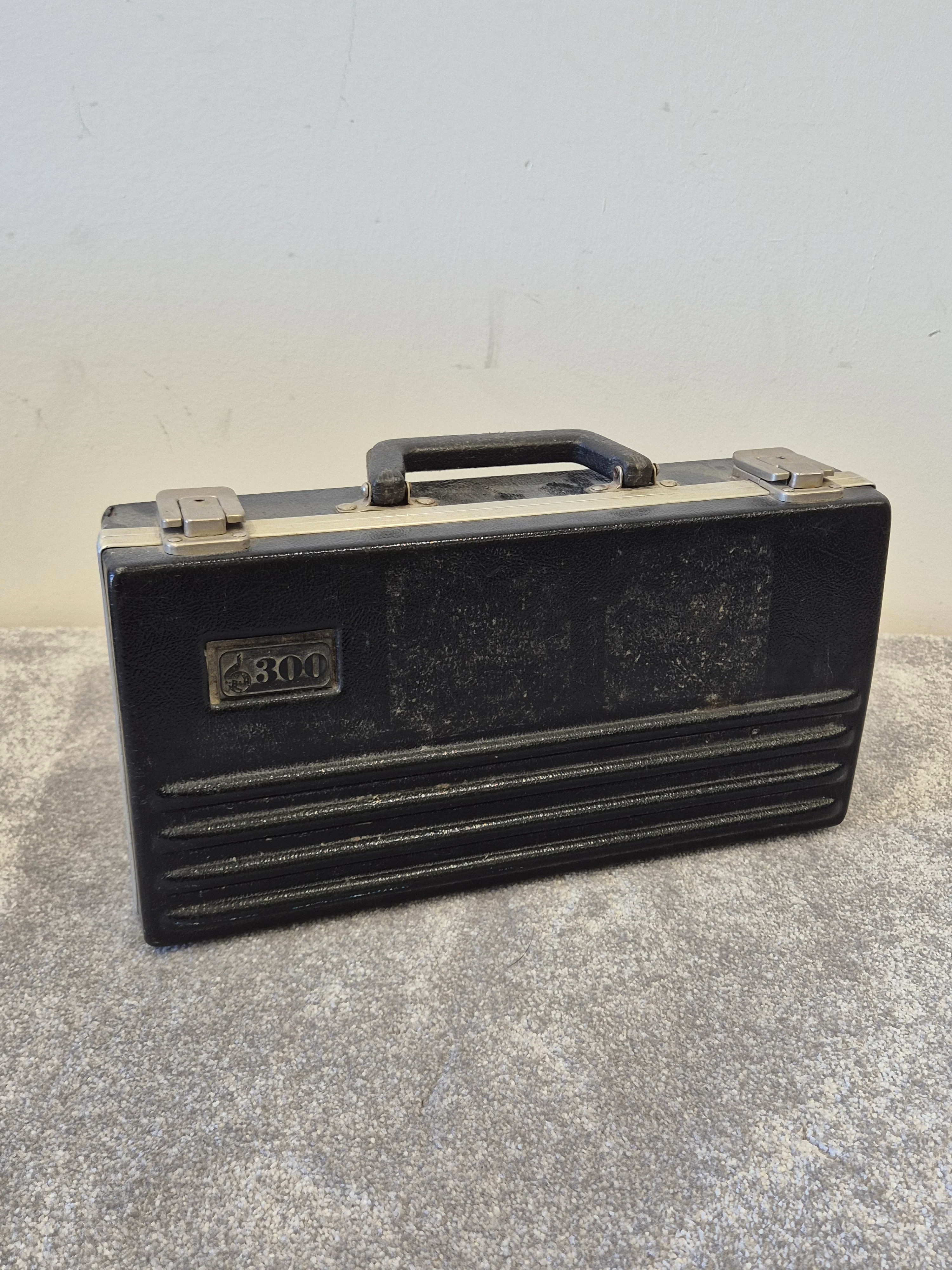 Boosey and Hawkes Regent Oboe w/ Hard Case - Very Good - Image 11
