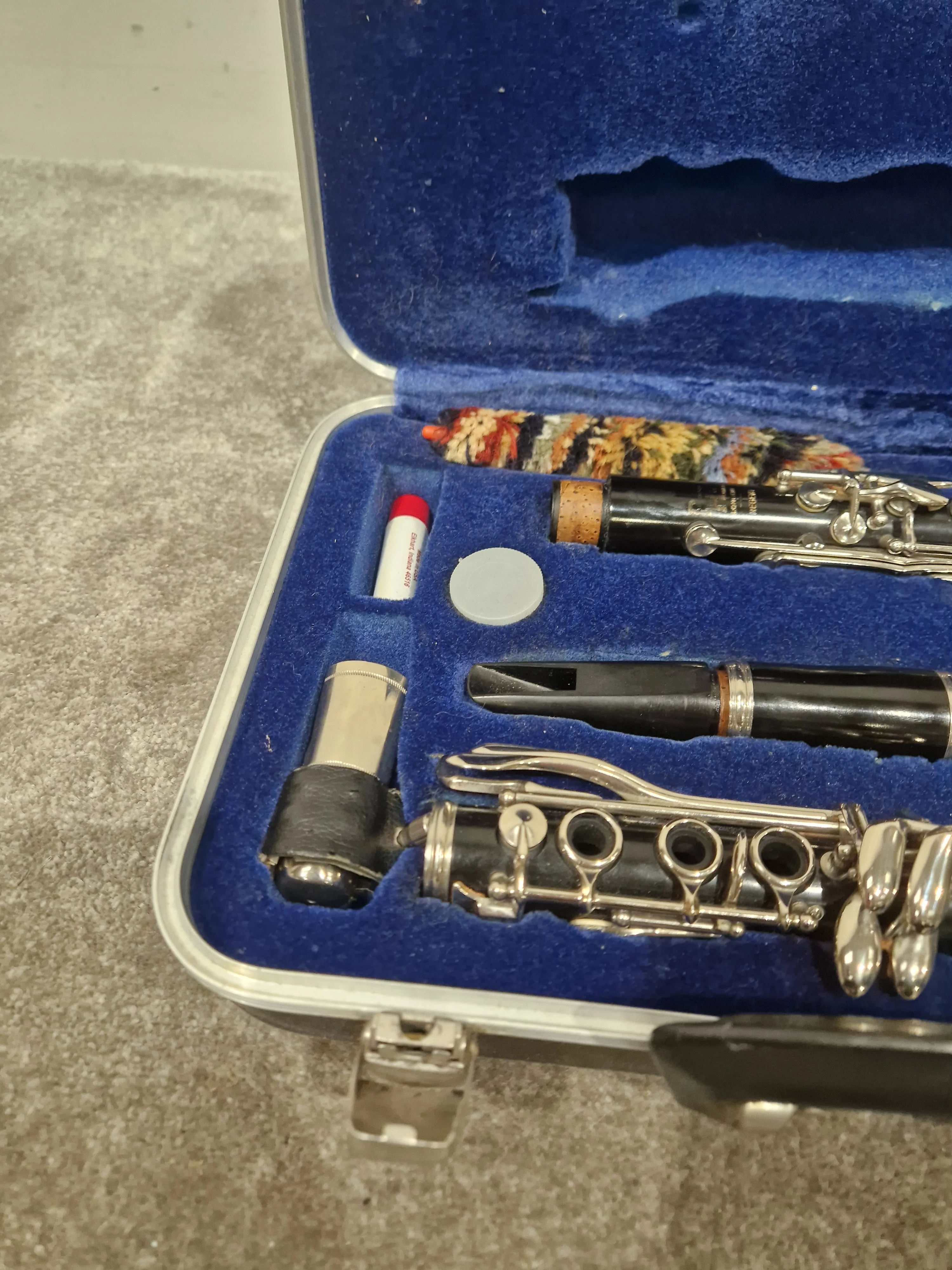 Boosey & Hawkes Regent Clarinet - Classic Design - Very Good w/ Hard Case - Image 15