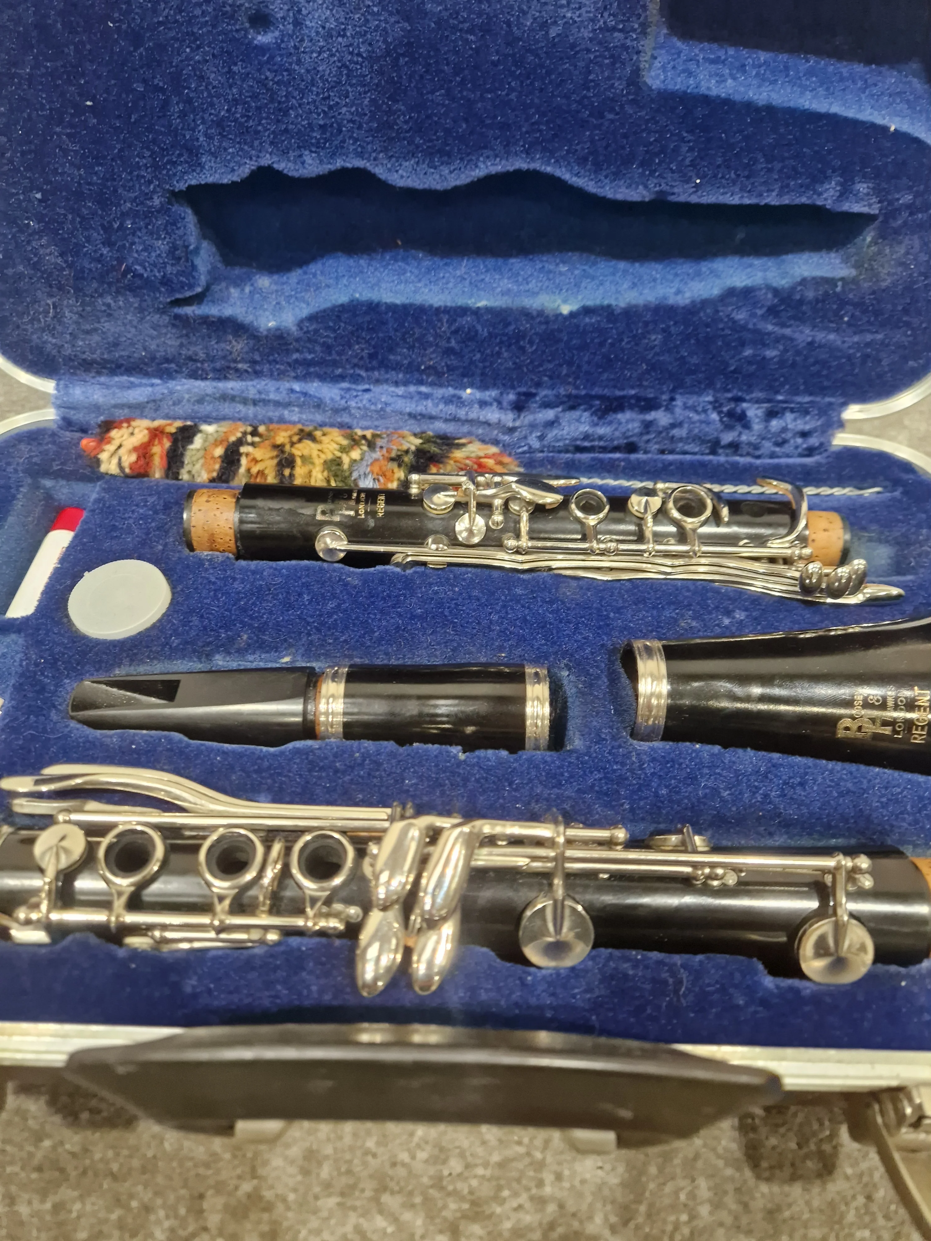 Boosey & Hawkes Regent Clarinet - Classic Design - Very Good w/ Hard Case - Image 16