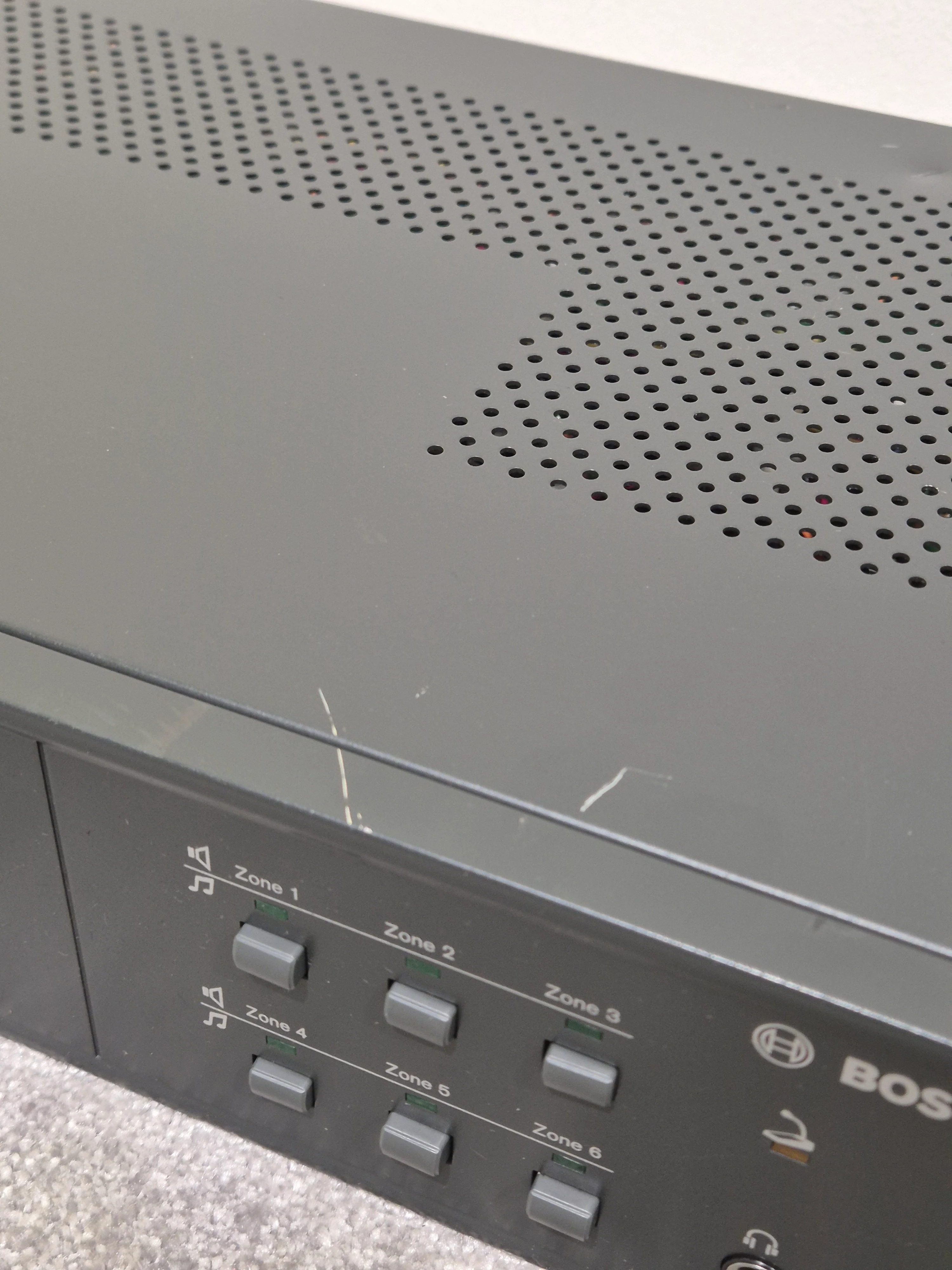 Bosch Plena System Pre-Amplifier - Professional Audio Control, Versatile Inputs - Very Good - Image 5