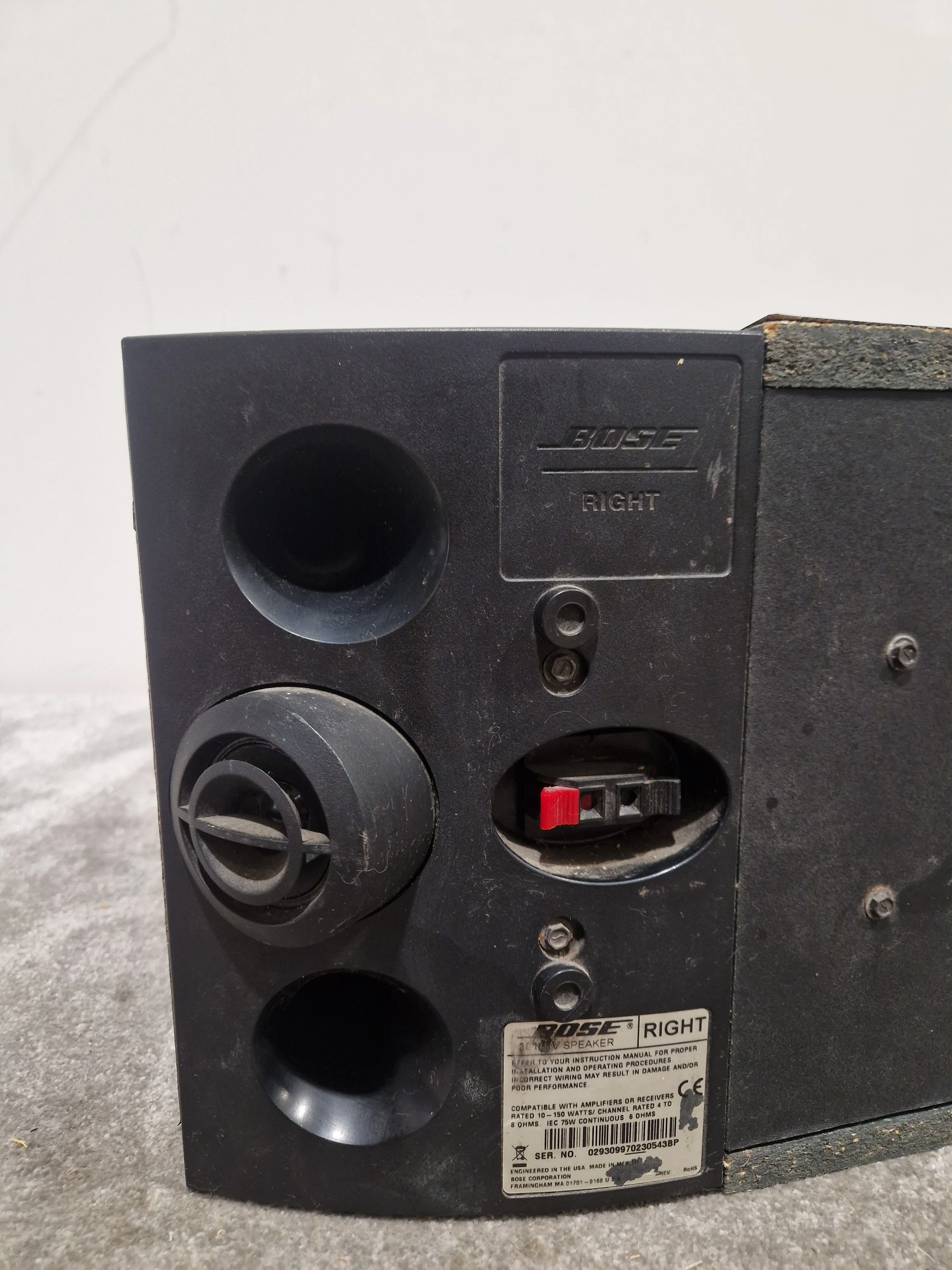 Bose 301 Series V - Speakers - Pair - Black - Fair - Image 4