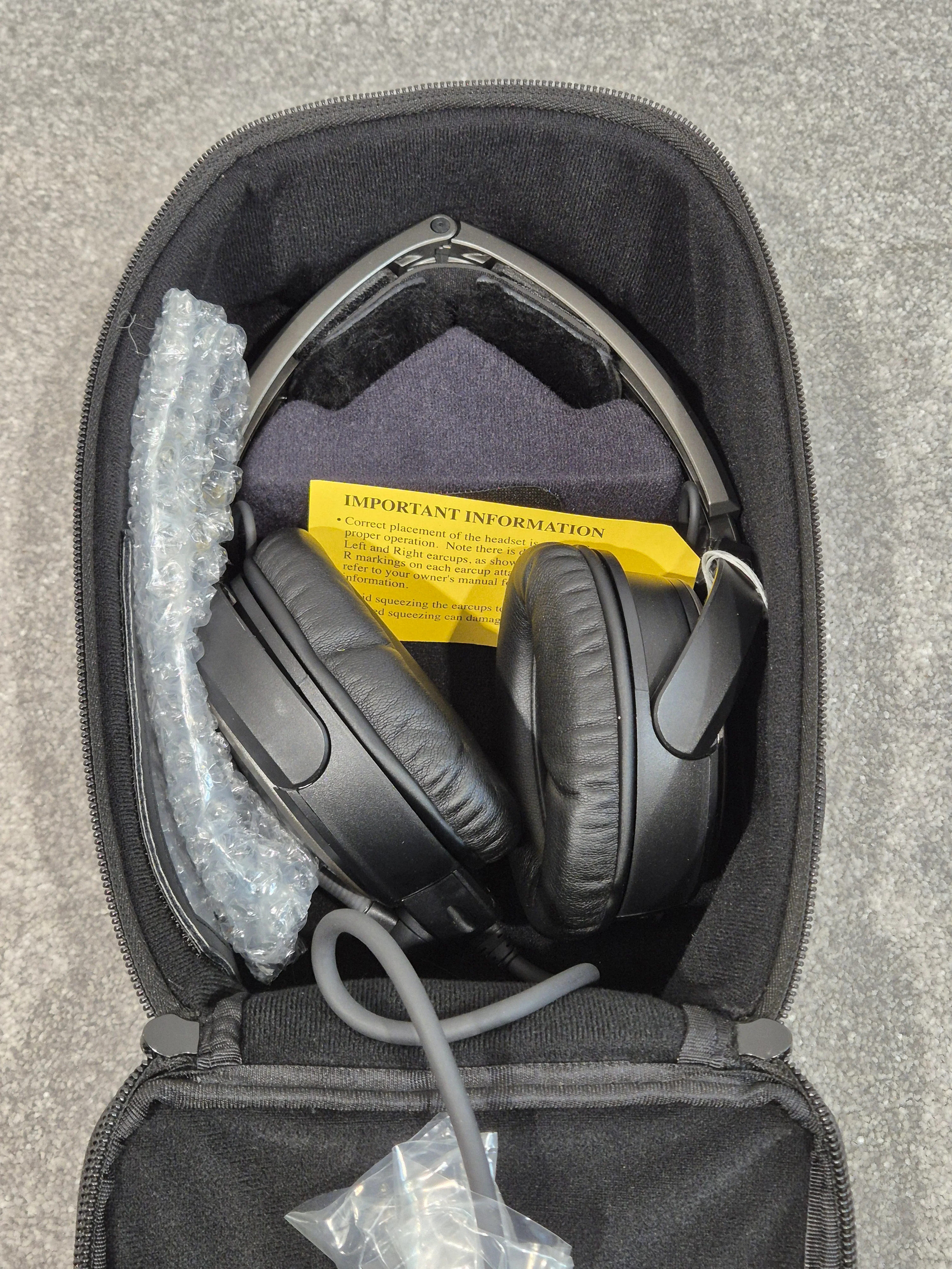 Bose A20 U-174 Plug Aviation Headset w/ Carry Case Open Box New - RRP £999 - Image 5