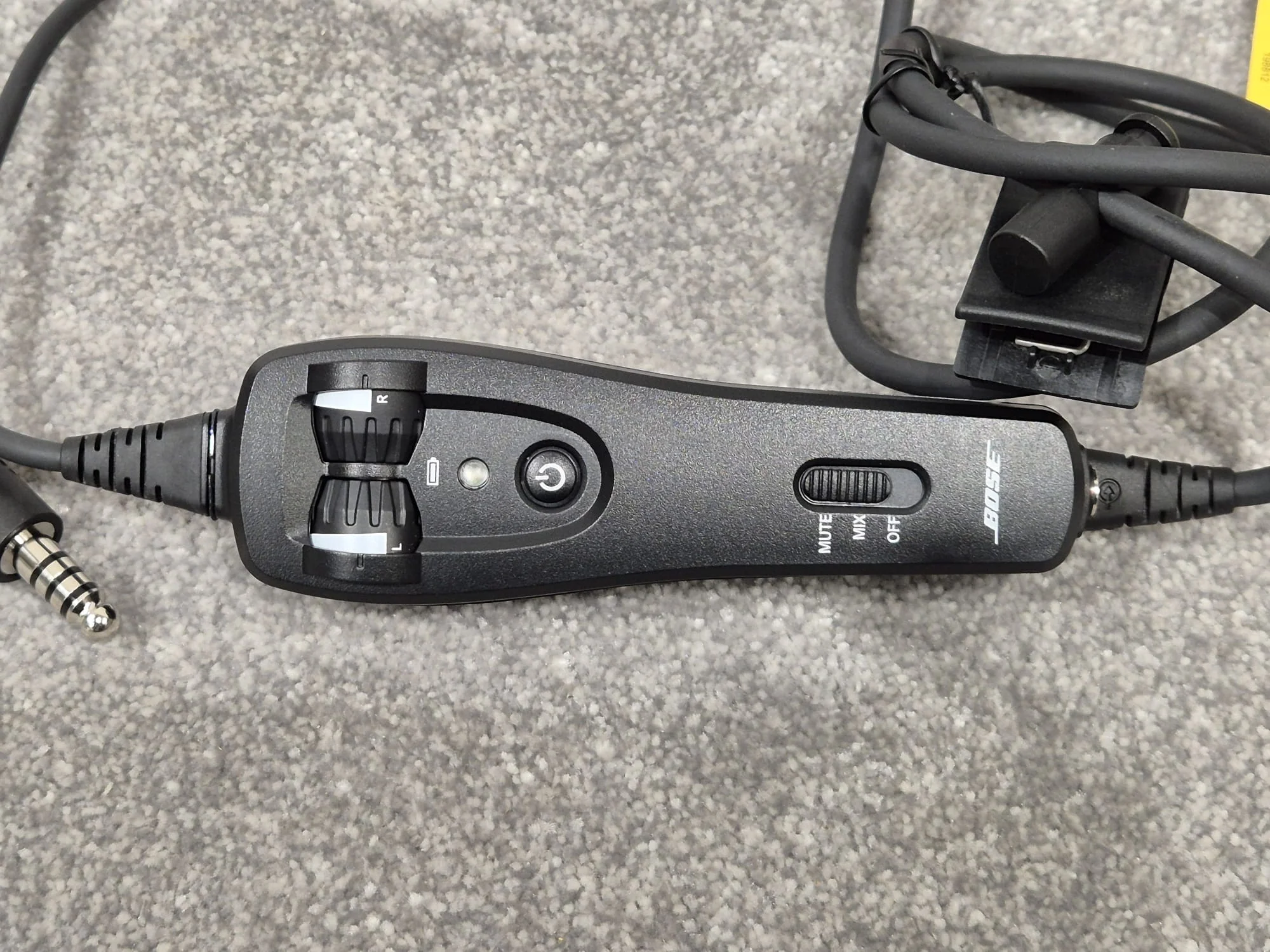 Bose A20 U-174 Plug Aviation Headset w/ Carry Case Open Box New - RRP £999 - Image 9