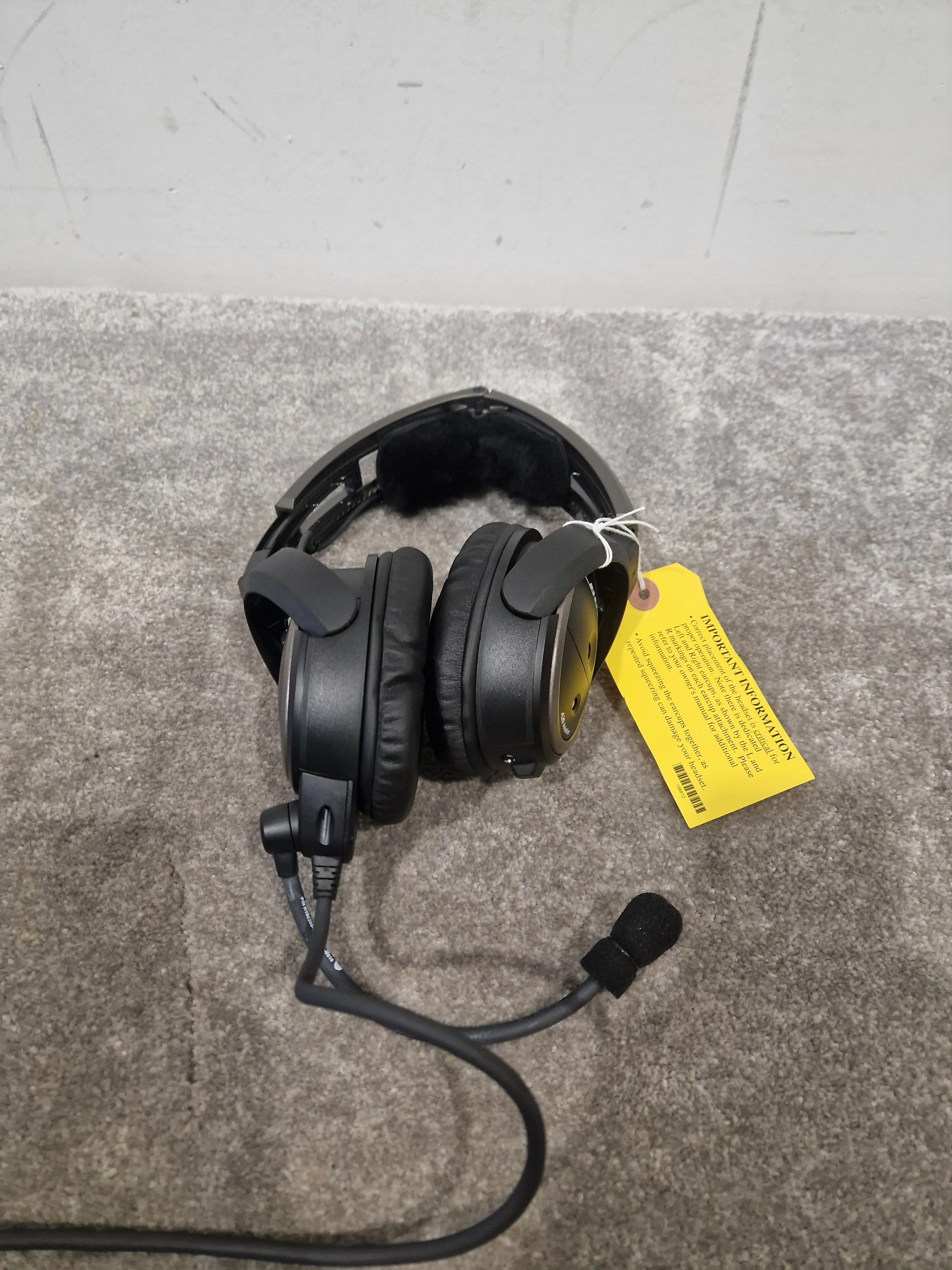 Bose A20 - Active Noise Cancelling Headset LEMO plug - Mint w/ Original Box & Soft Case - Image 9