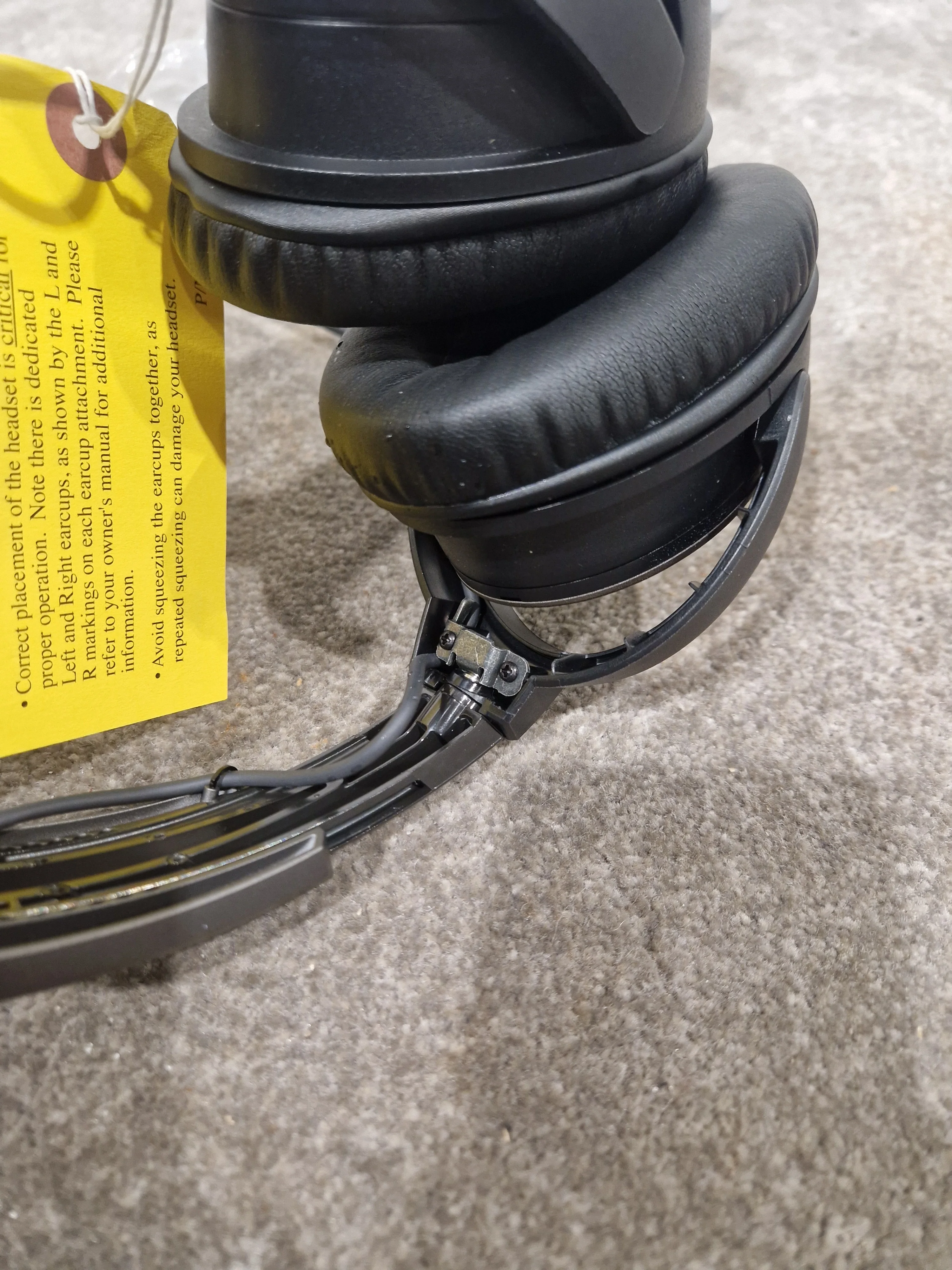 Bose A20 U-174 Non-Bluetooth Version Black Headset - Superior Noise Reduction - Like New w/ Original Box - Image 24