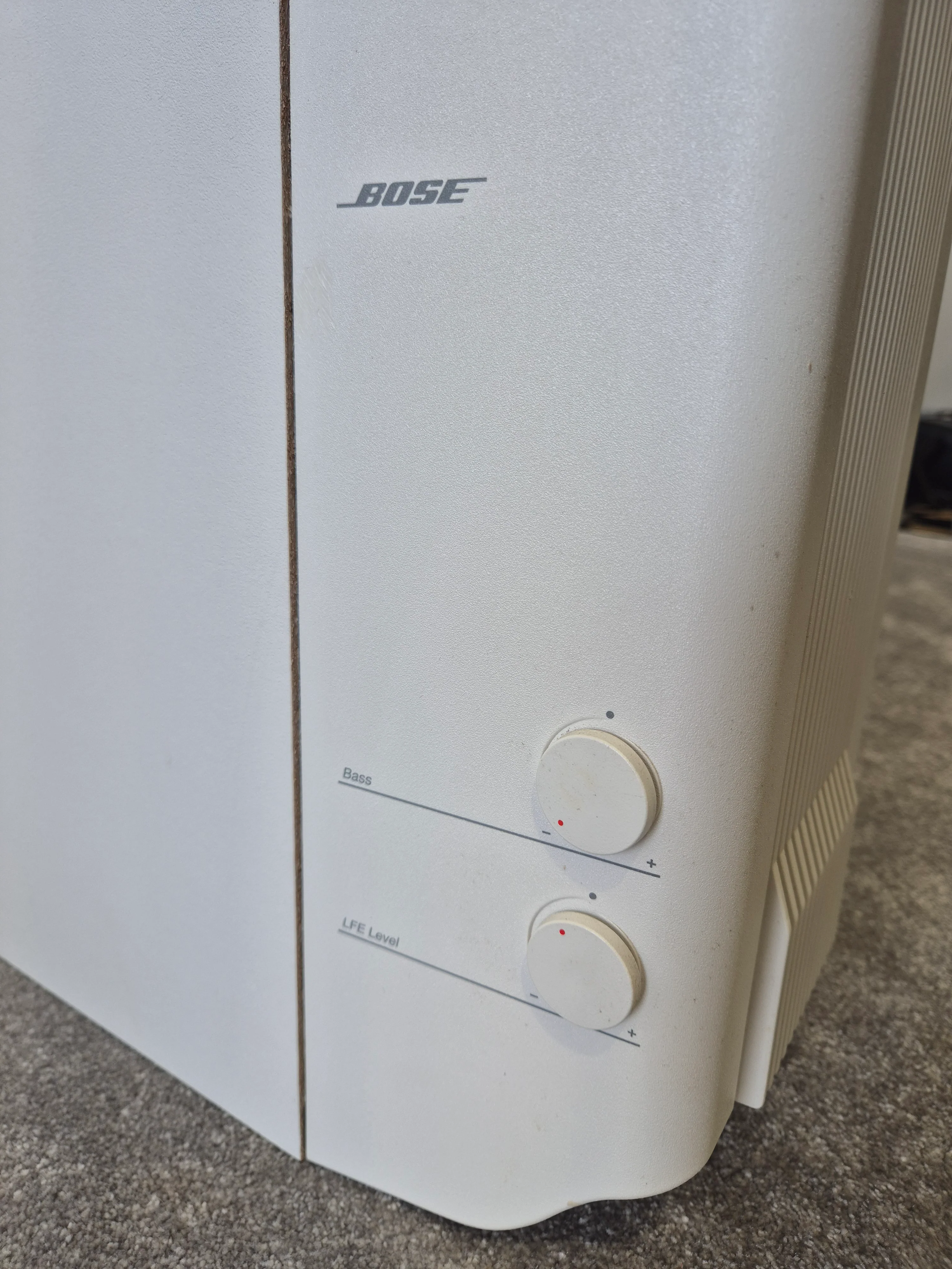 Bose Acoustimass 15 - 5.1 Channel Home Cinema - Woofer plus 5 Double Cube Speakers - Image 18