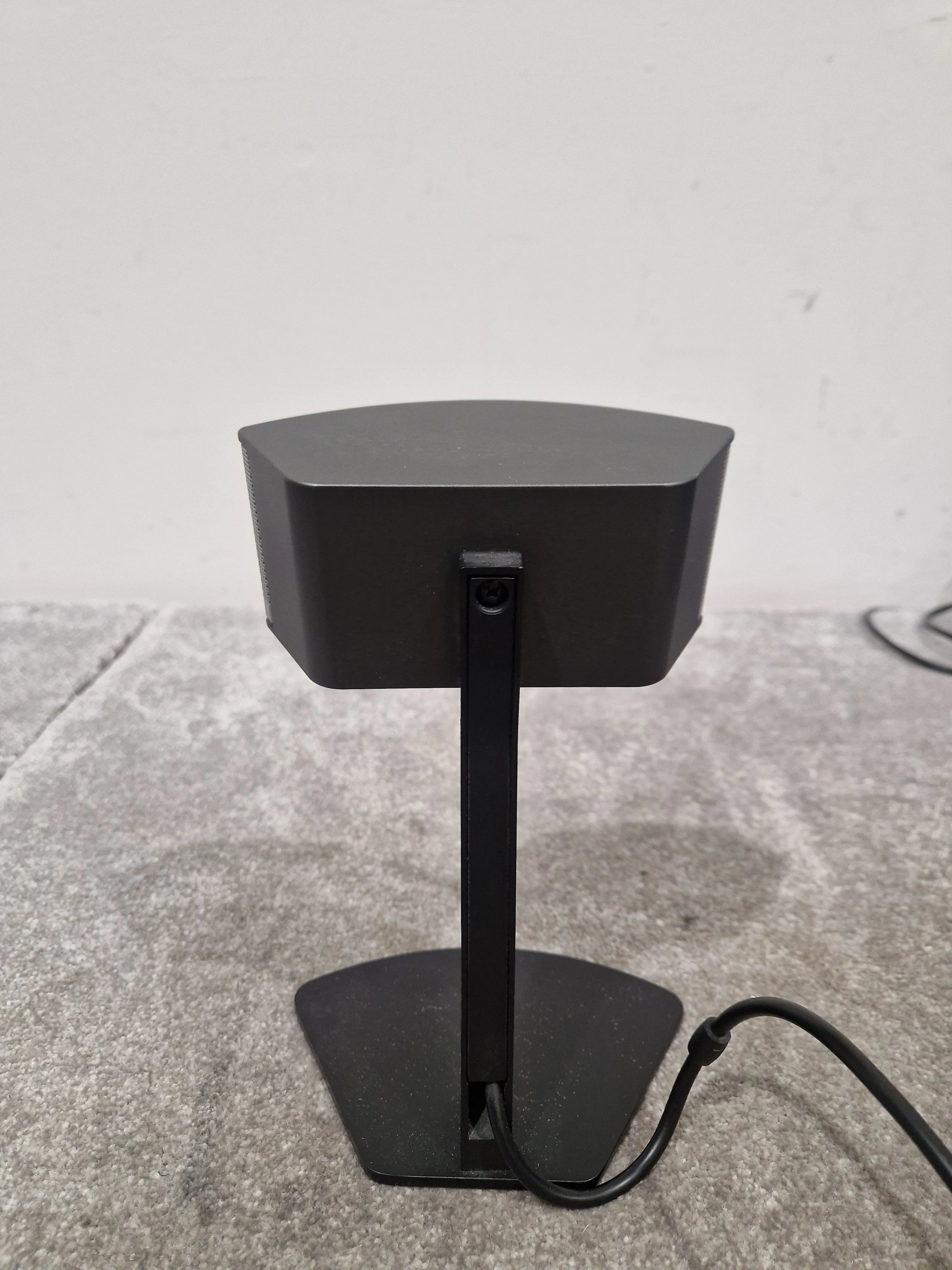 Bose Companion 5 Multimedia Speaker System - Premium 2.1 Audio - Excellent w/ Power Supply - Image 2