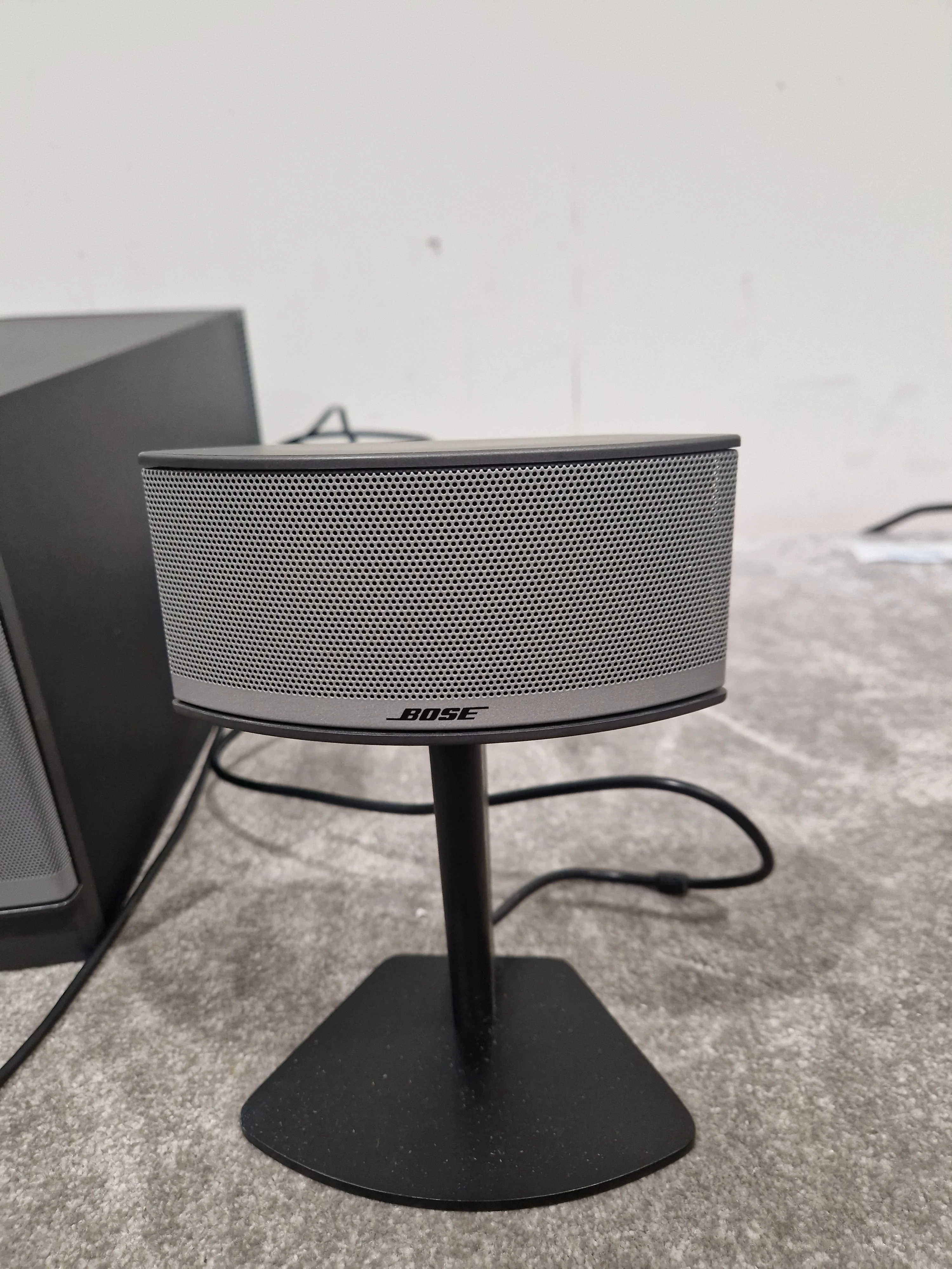 Bose Companion 5 Multimedia Speaker System - Premium 2.1 Audio - Excellent w/ Power Supply - Image 7
