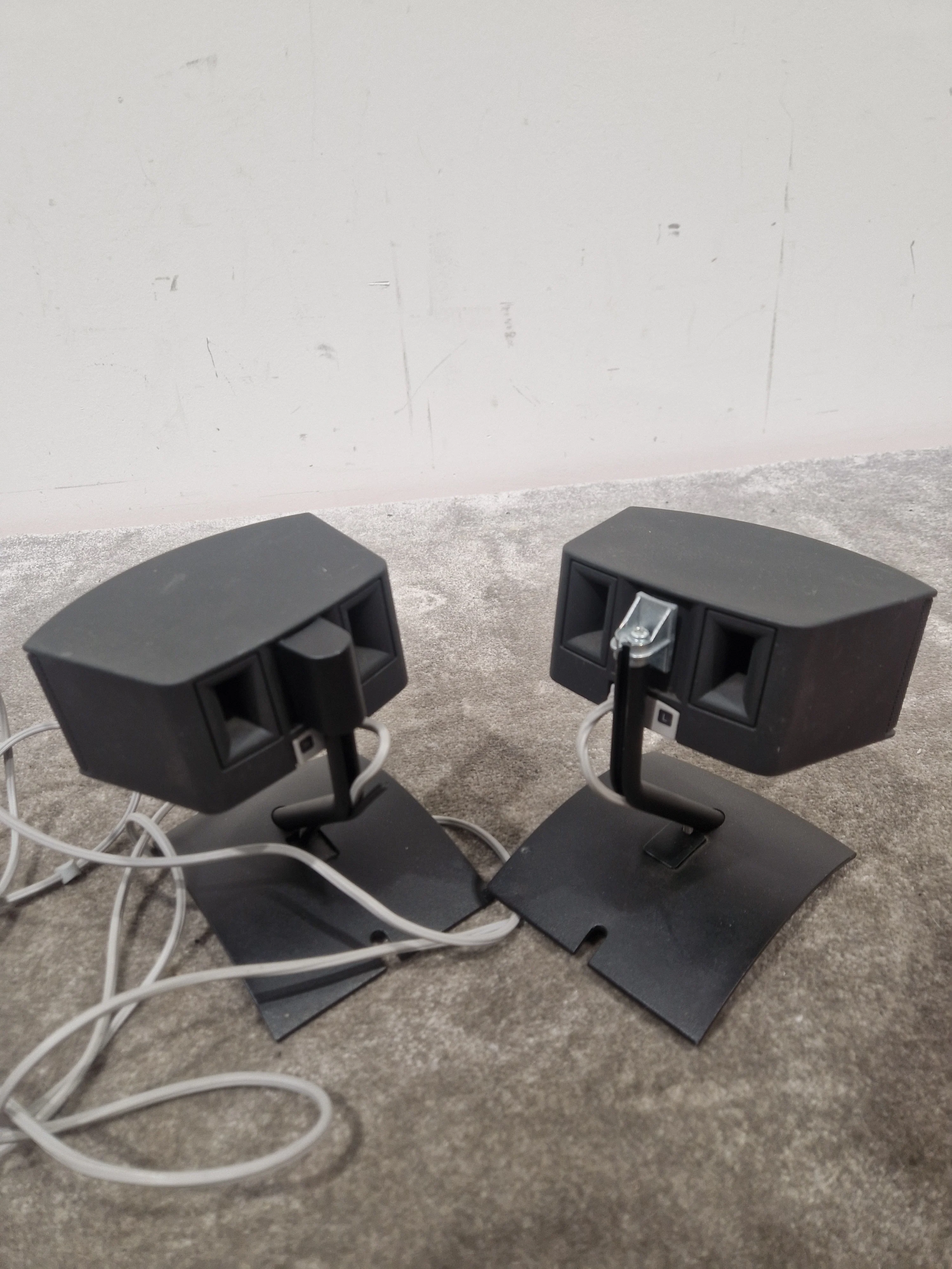 Bose Gem Speakers Pair - Compact Design, High-Quality Sound - Very Good w/ Stands - Image 4