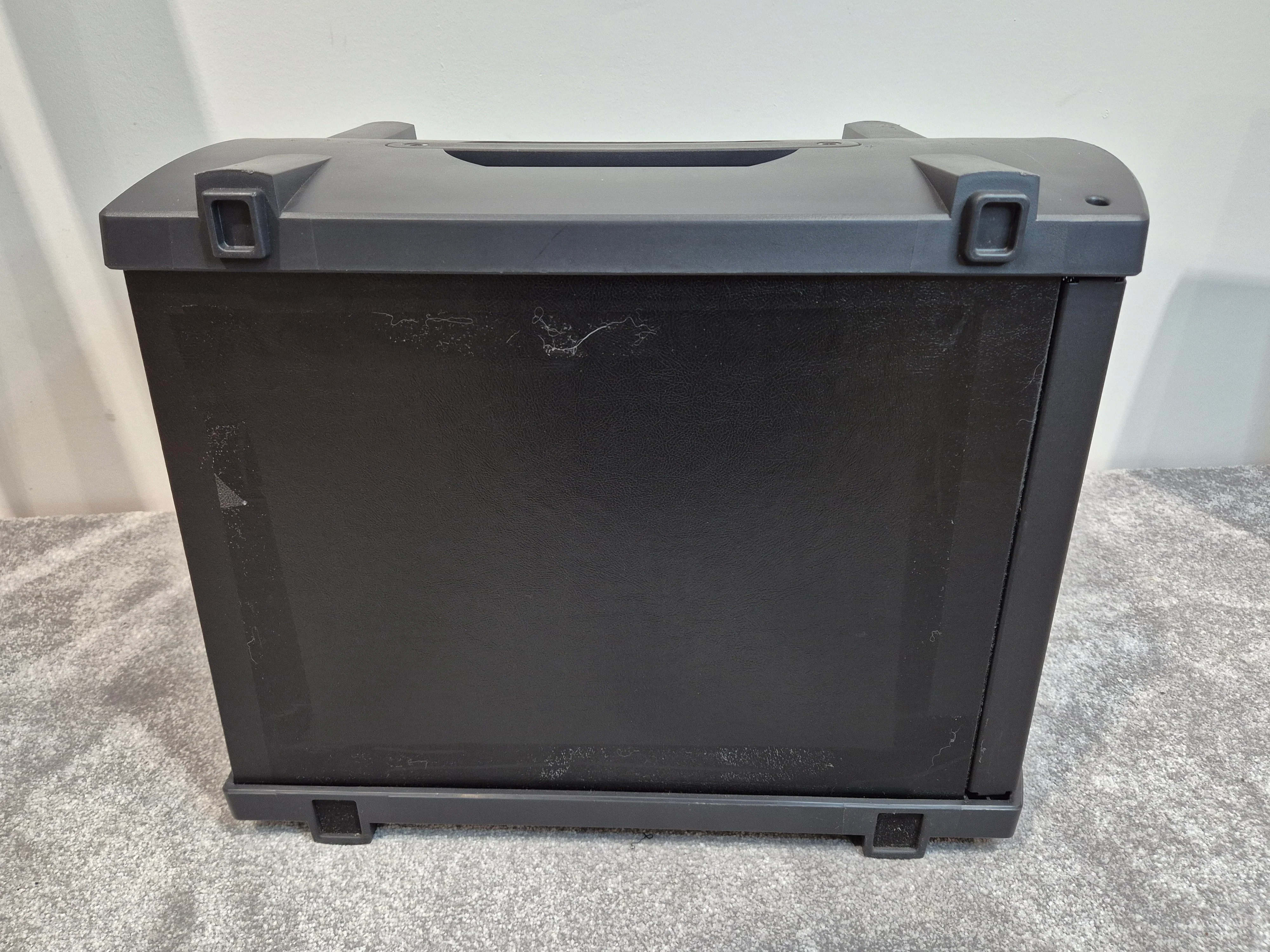 Bose L1 Model II with 2x B1 Bass Modules and T1 ToneMatch Engine - Advanced Portable PA System - Image 27