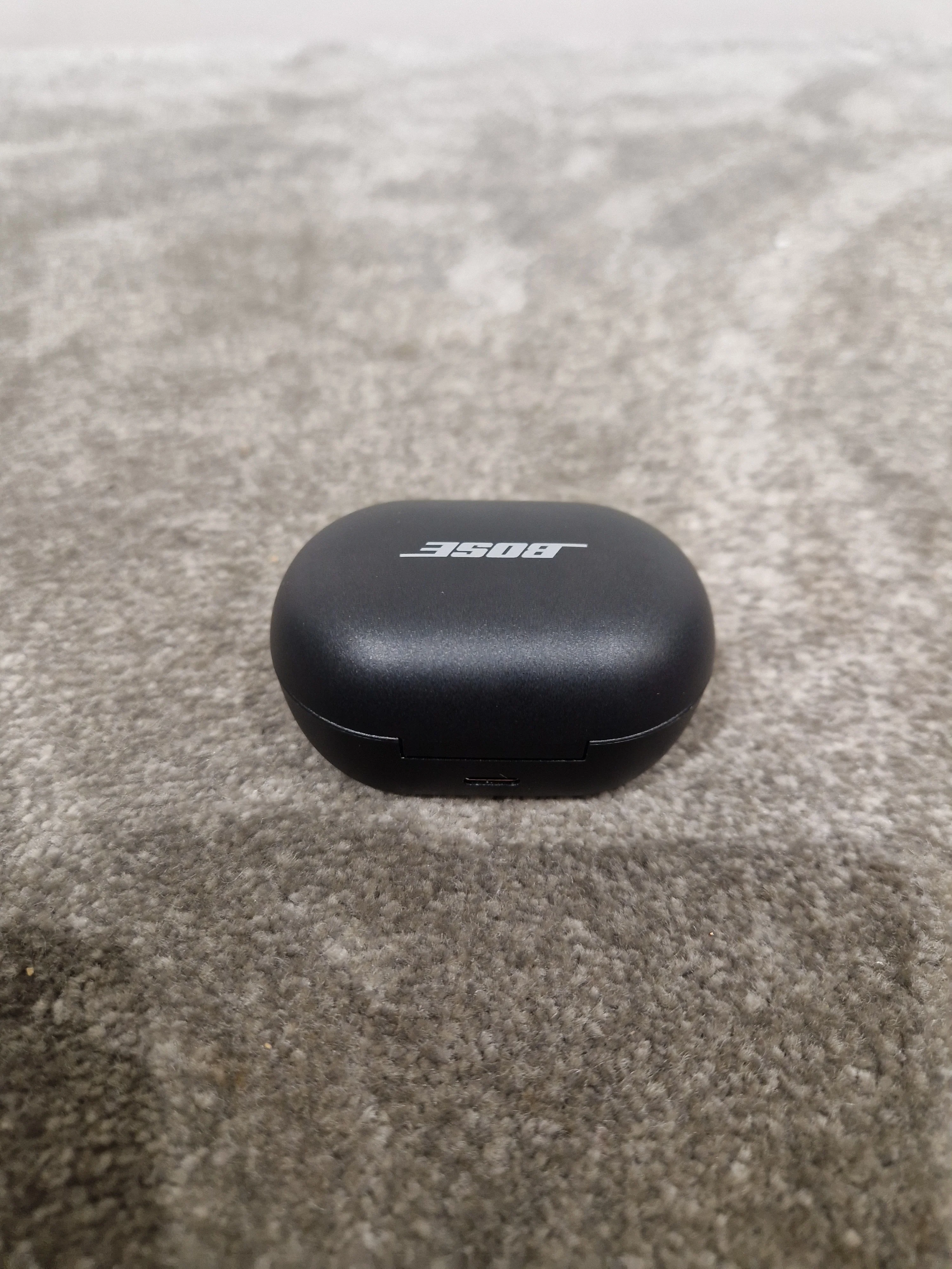Bose QuietComfort Earbuds - Wireless Earbuds - Black - Excellent - Image 3
