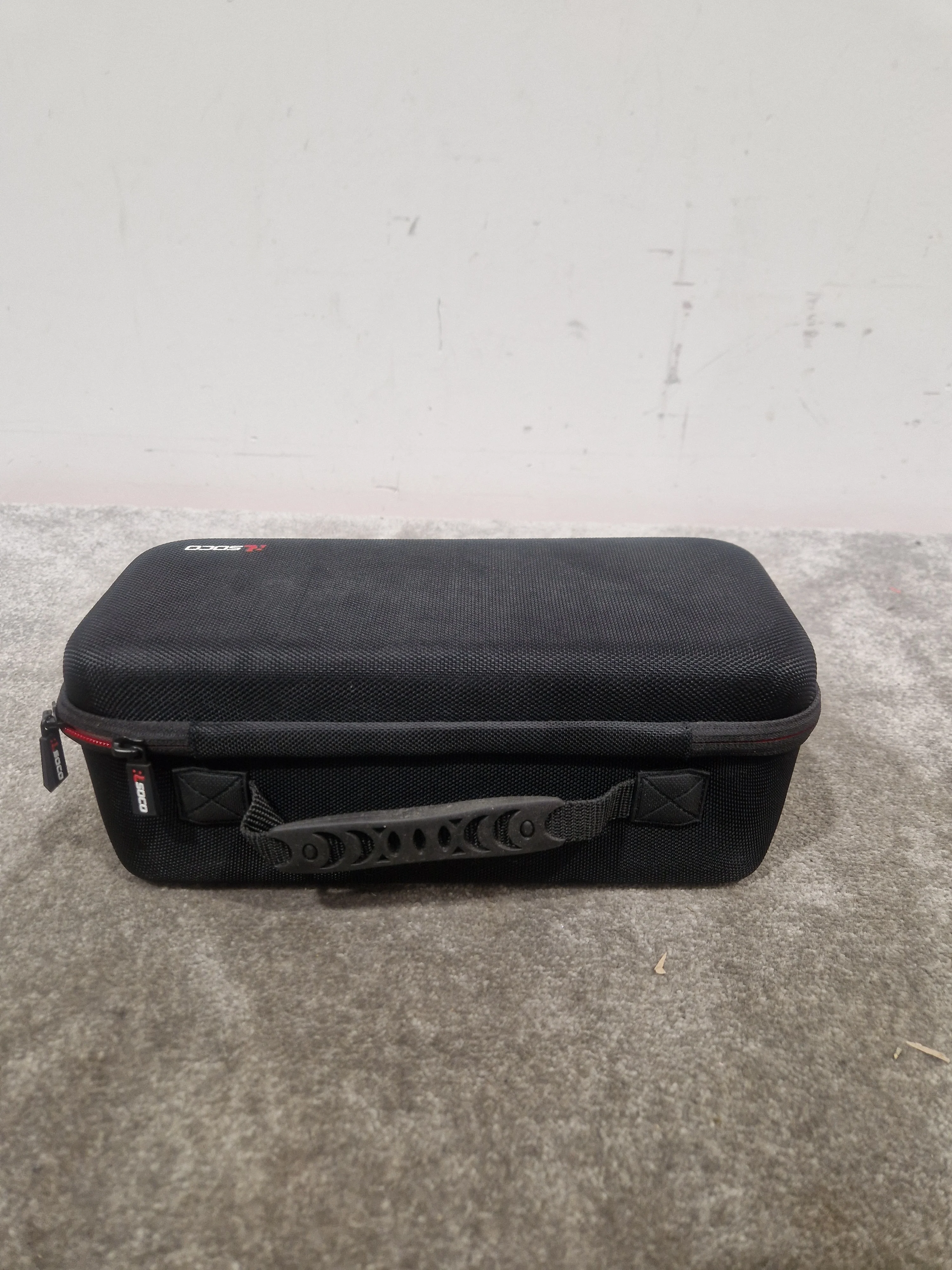 Bose SoundLink Revolve+ - Portable Bluetooth Speaker - Black – Portable Bluetooth Speaker - Good w/ Hard Case & Cables - Image 6