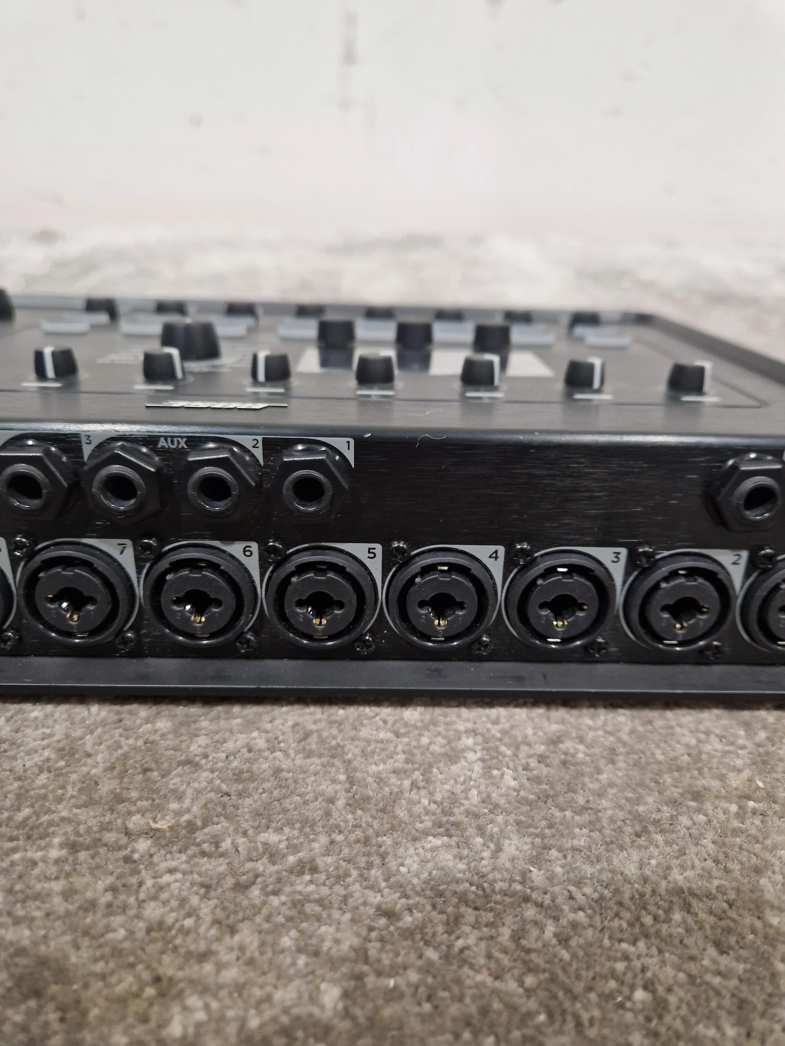 Bose T8S ToneMatch Mixer - Black - Excellent w/ Soft Case & Cables - Image 9