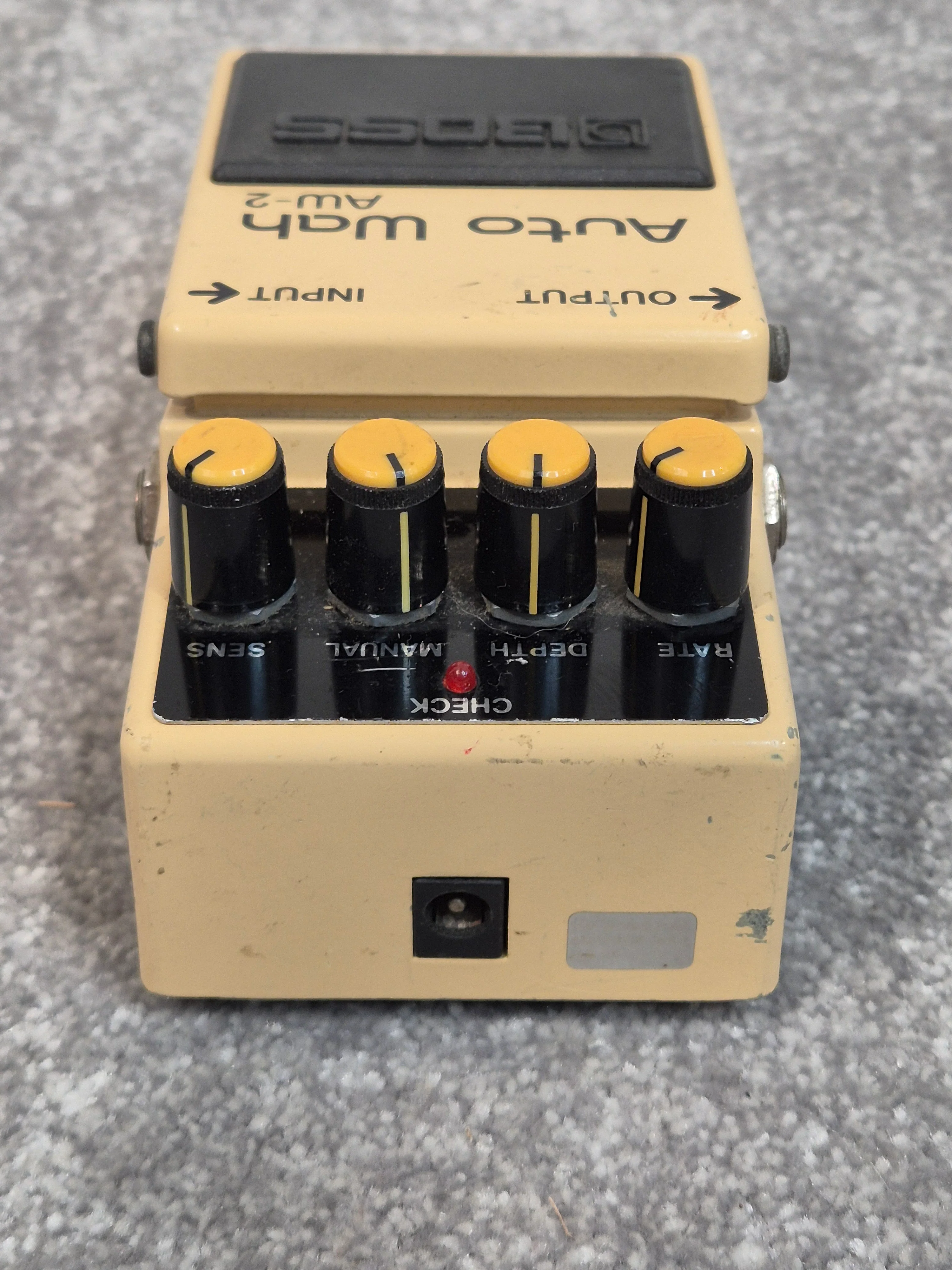 Boss AW-2 Auto Wah - Guitar Effects Pedal - Image 5
