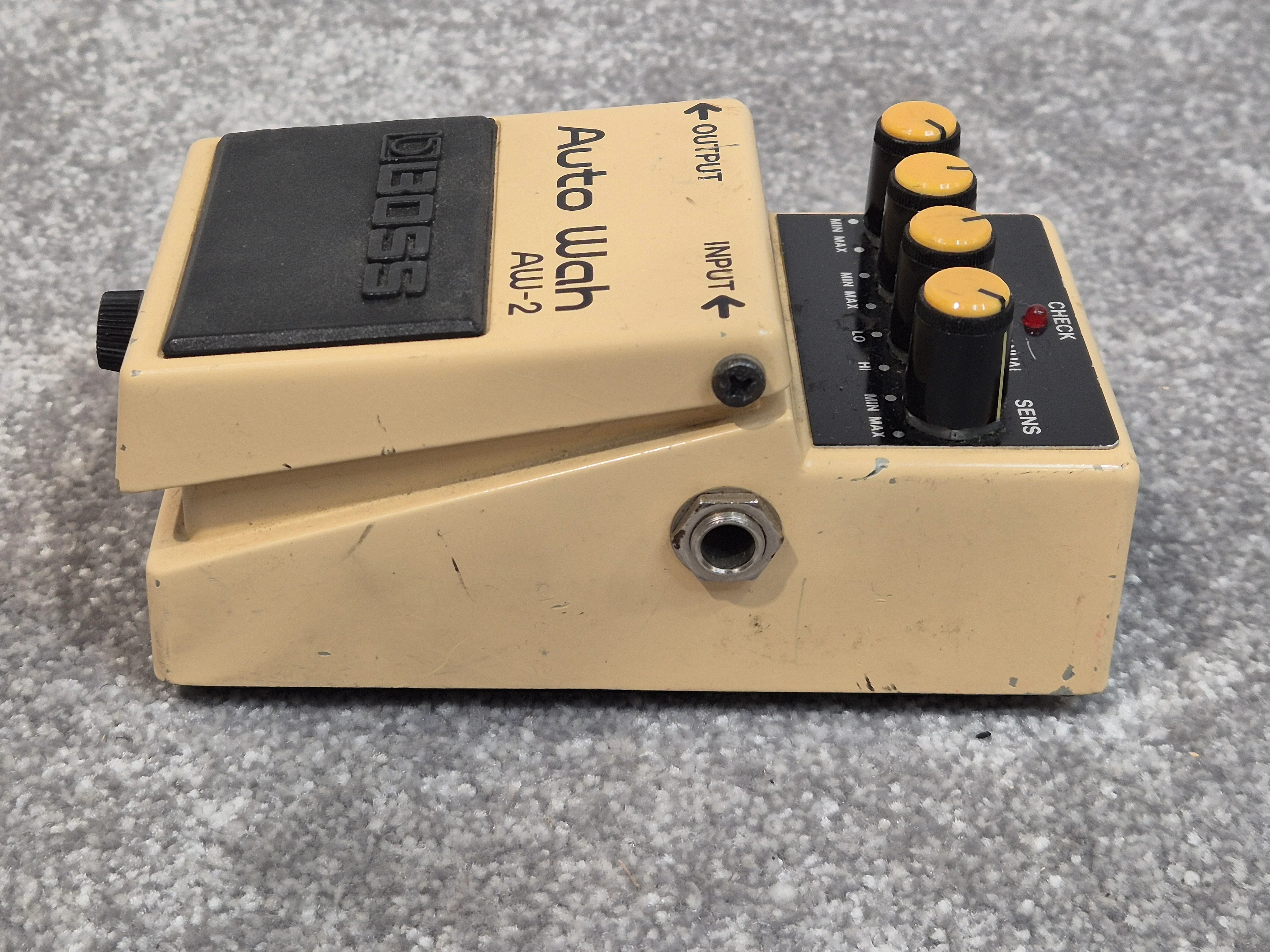 Boss AW-2 Auto Wah - Guitar Effects Pedal - Image 6