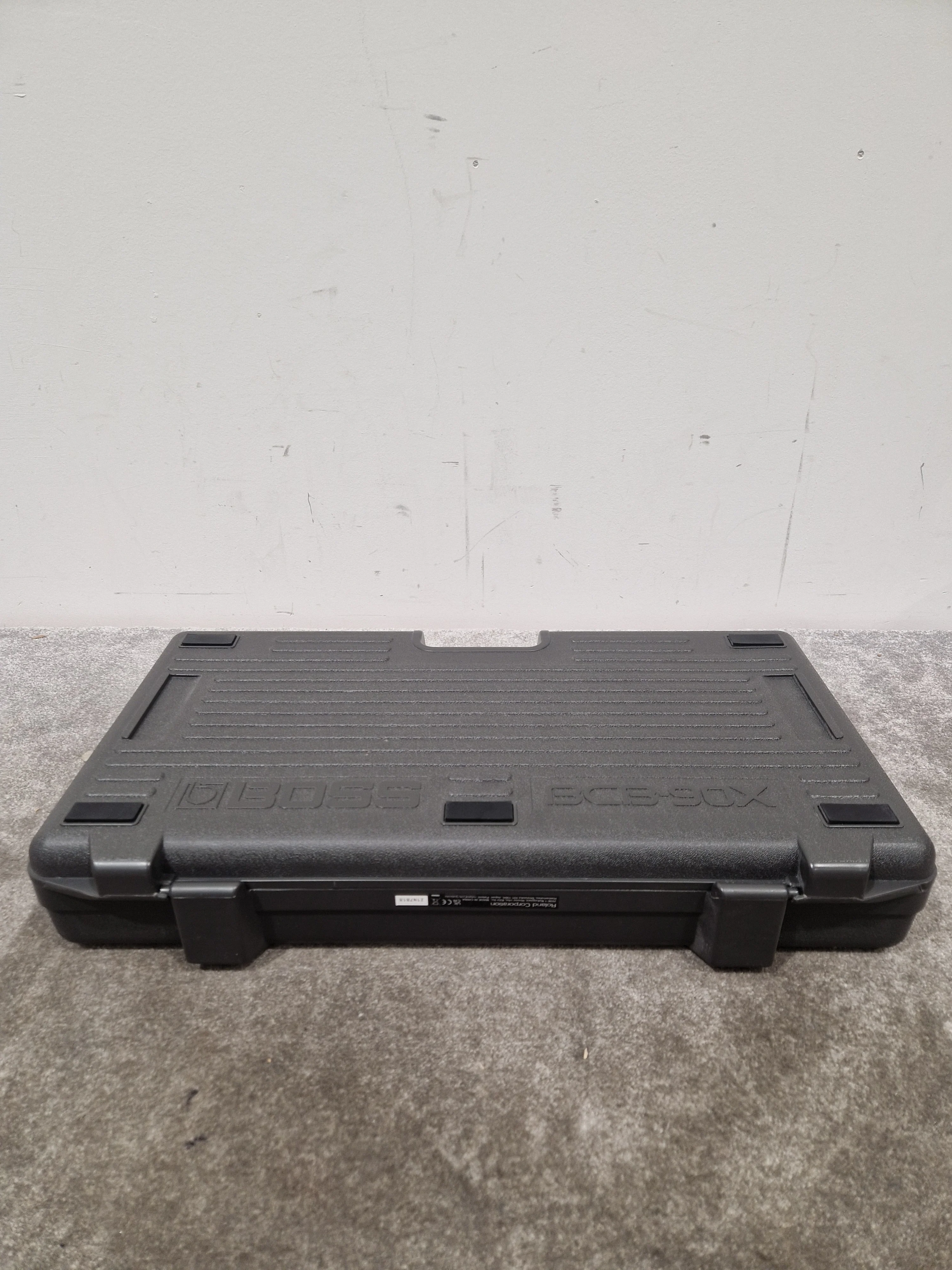 Boss BCB-90X Deluxe Pedalboard - Versatile Effects Management - Excellent w/ Power Supply - Image 2