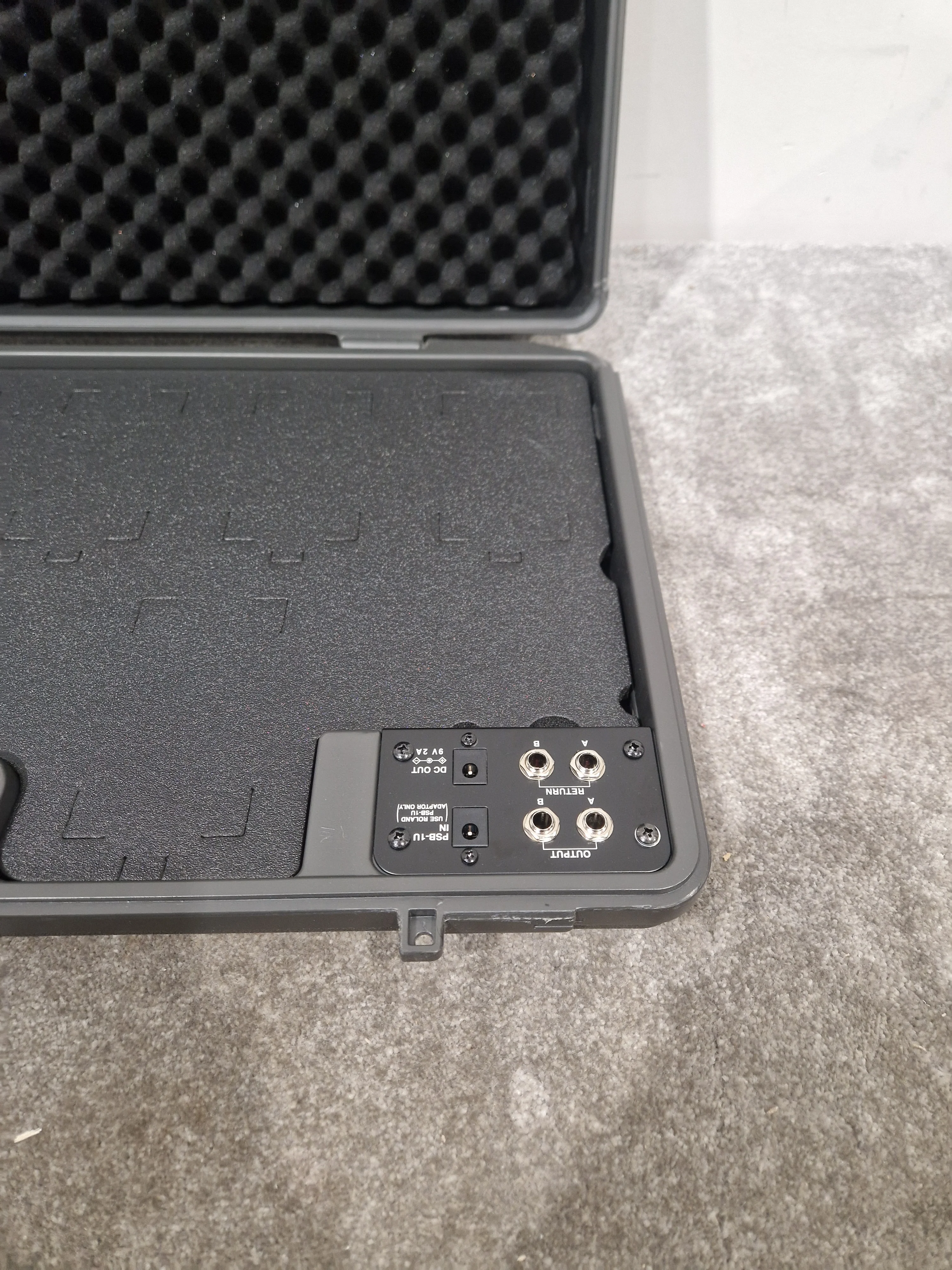 Boss BCB-90X Deluxe Pedalboard - Versatile Effects Management - Excellent w/ Power Supply - Image 8