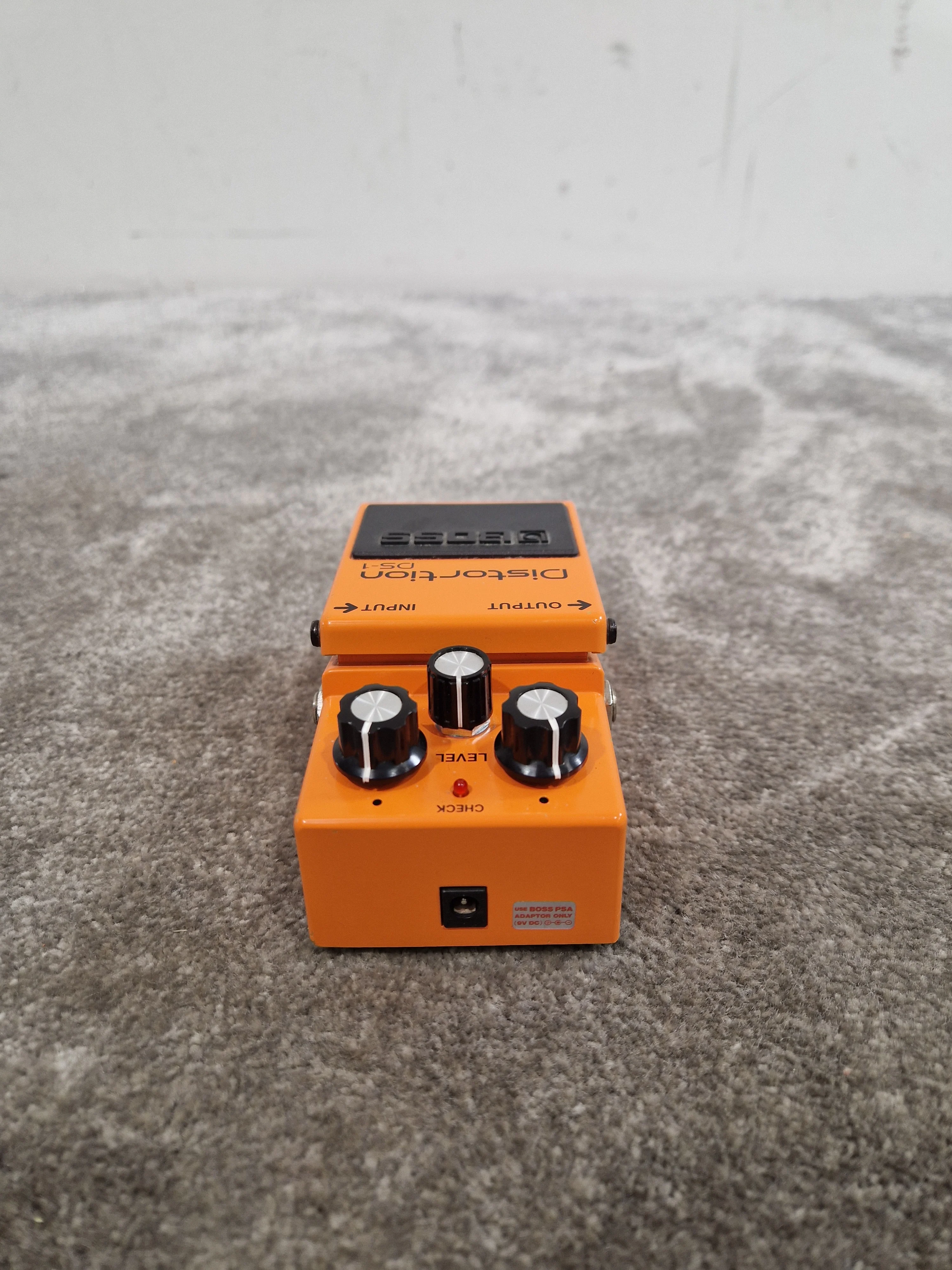Boss DS-1 - Distortion Effects Pedal - Excellent w/ Original Box - Image 9