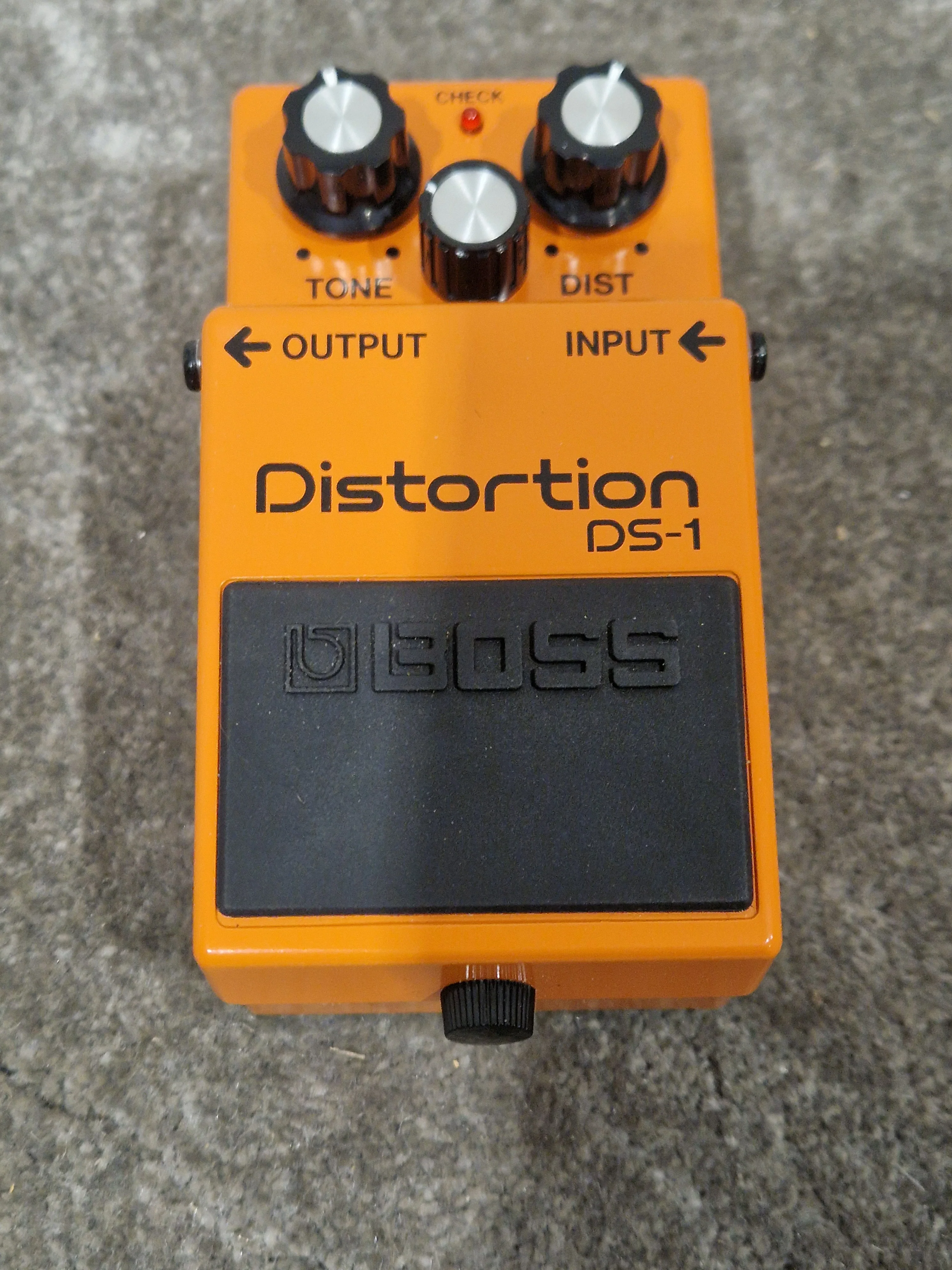 Boss DS-1 - Distortion Pedal - Orange - Effects Pedal - Excellent w/ Original Box - Image 3