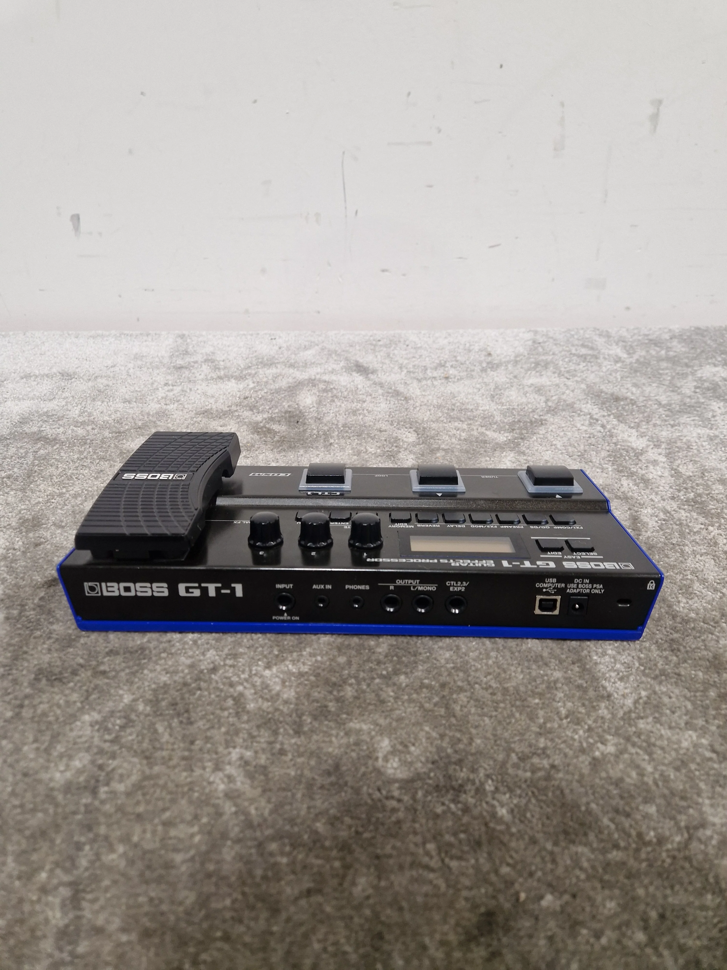 Boss GT-1 - Guitar Effects Processor - Excellent w/ Original Box, Power Supply & Manuals - Image 3