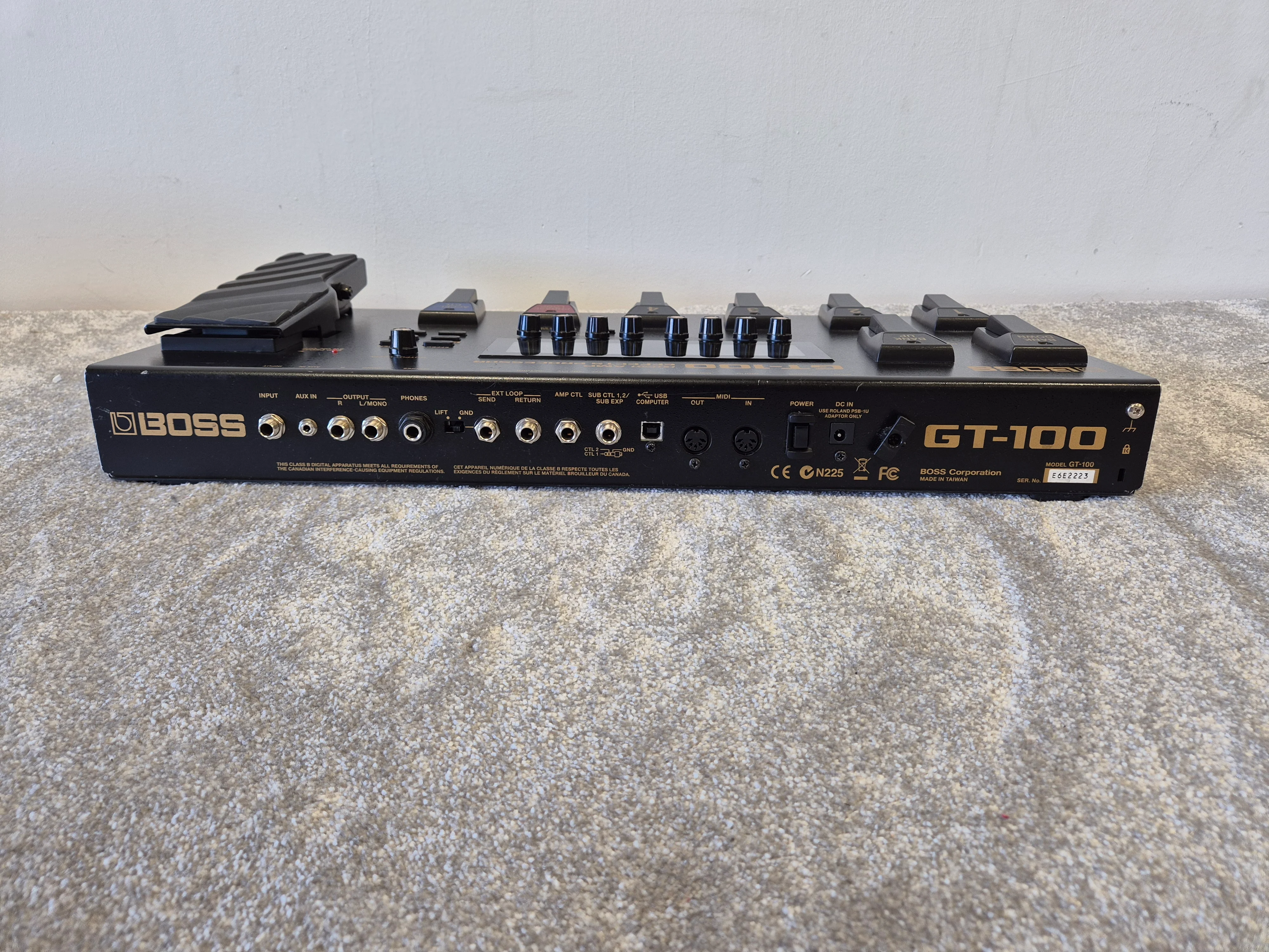 Boss GT-100 - Multi Effects Processor w/ Original Box - Image 12