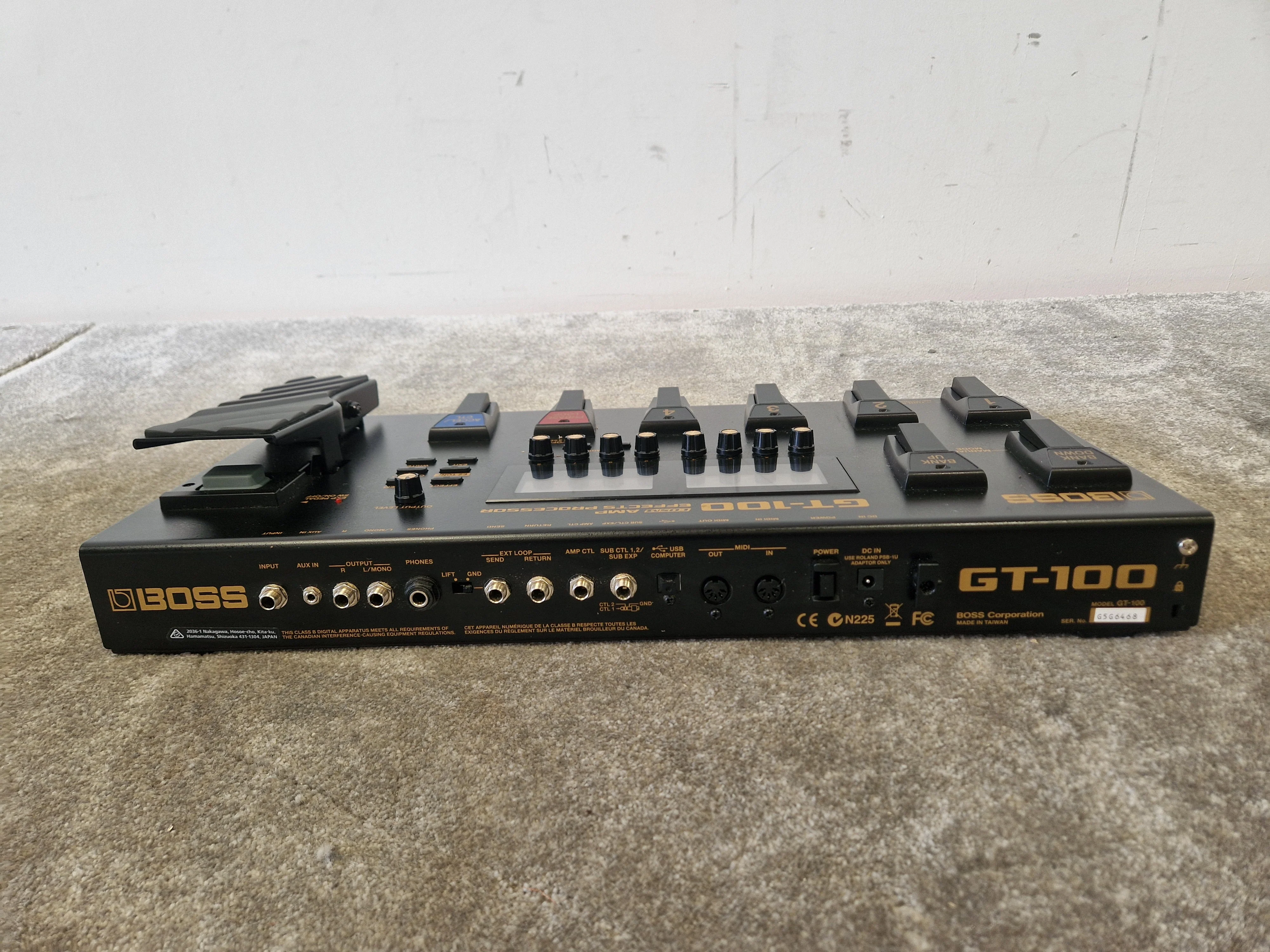 Boss Gt-100+ Guitar Effects Processor - 100 Presets, EZ Tone - Very Good w/ Power Supply & Manuals & Soft Case - Image 14