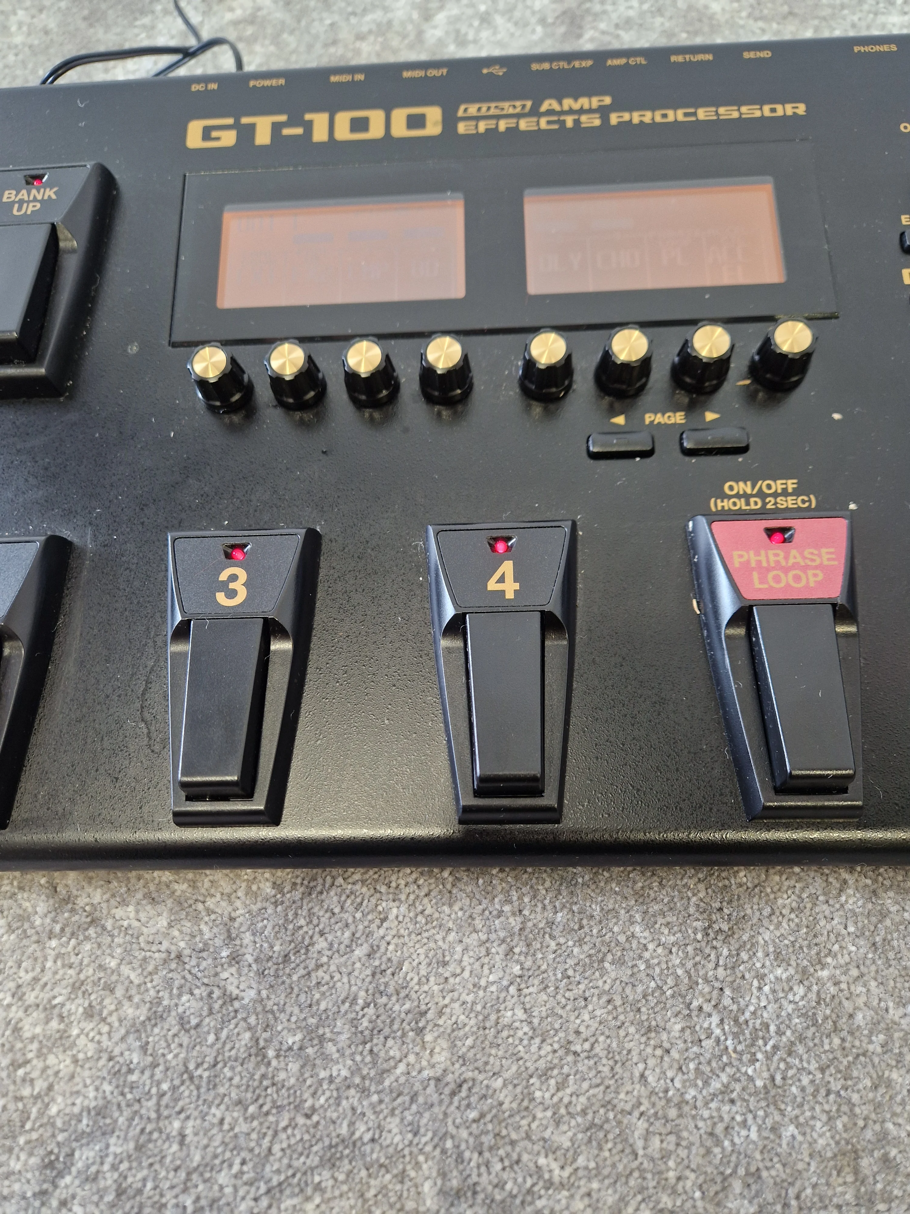 Boss Gt-100+ Guitar Effects Processor - 100 Presets, EZ Tone - Very Good w/ Power Supply & Manuals & Soft Case - Image 2