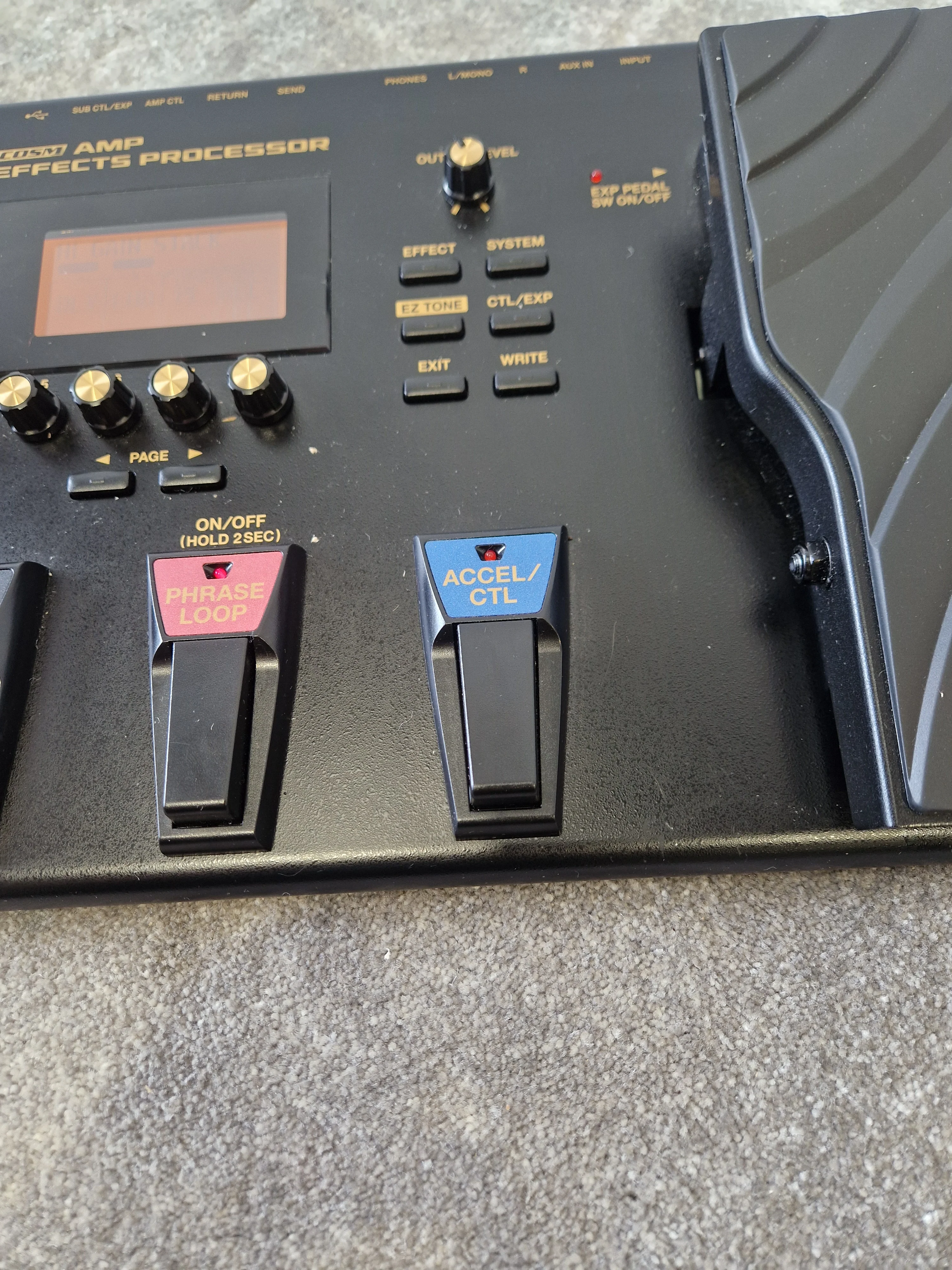 Boss Gt-100+ Guitar Effects Processor - 100 Presets, EZ Tone - Very Good w/ Power Supply & Manuals & Soft Case - Image 3