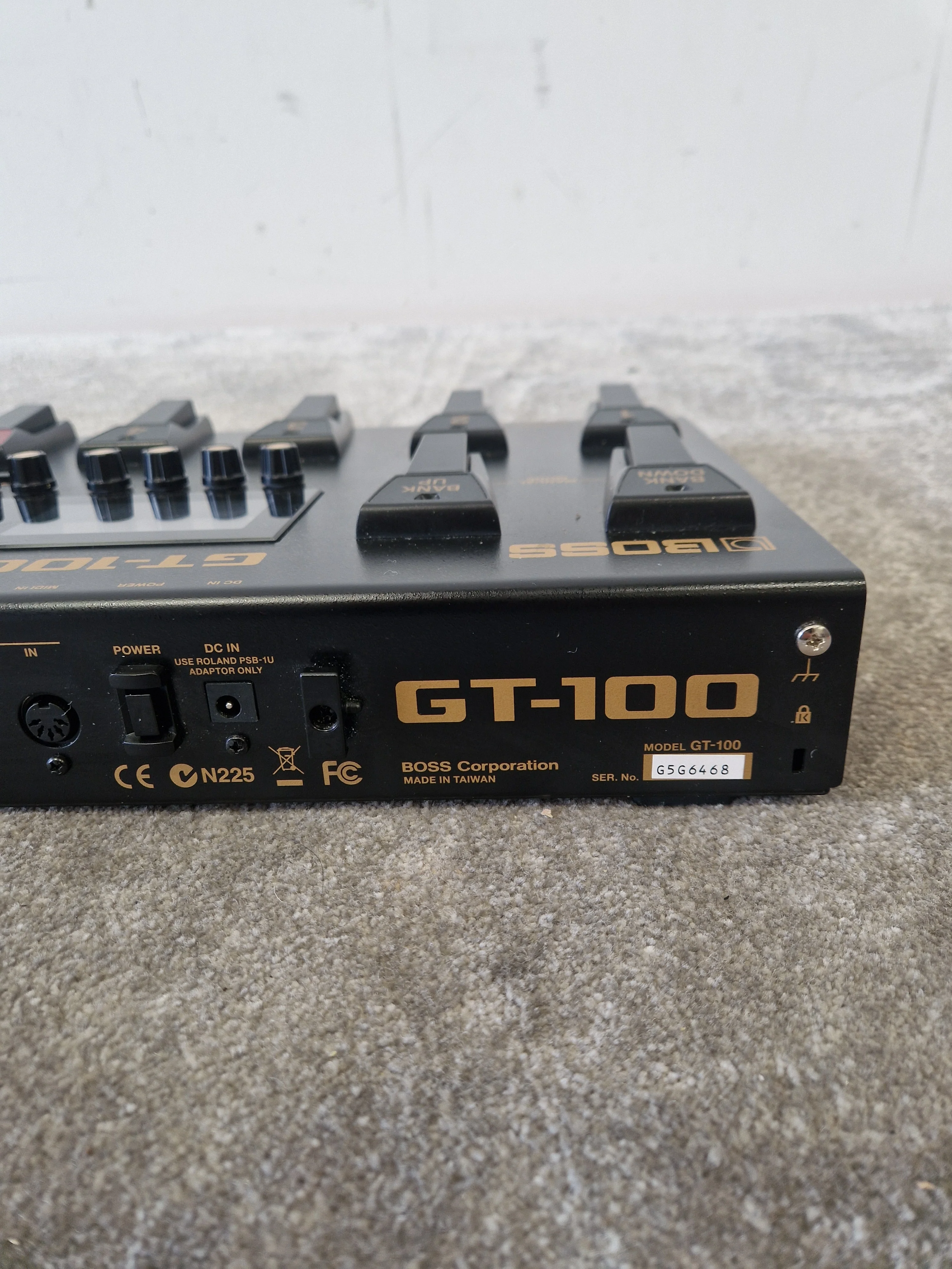 Boss Gt-100+ Guitar Effects Processor - 100 Presets, EZ Tone - Very Good w/ Power Supply & Manuals & Soft Case - Image 5