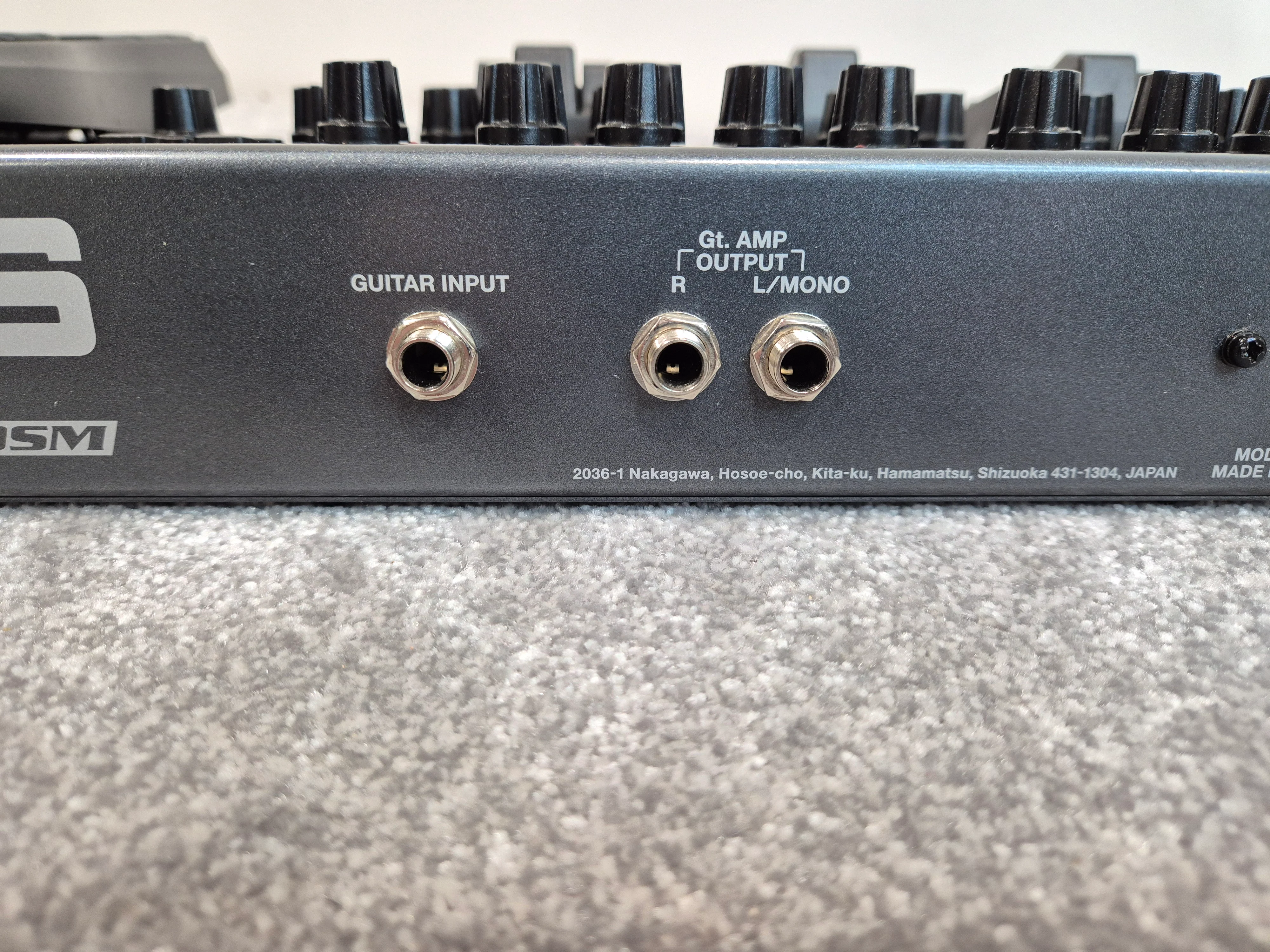 Boss ME-80 - Compact Multi-Effects Pedal - Original Box and Power Supply - Image 6