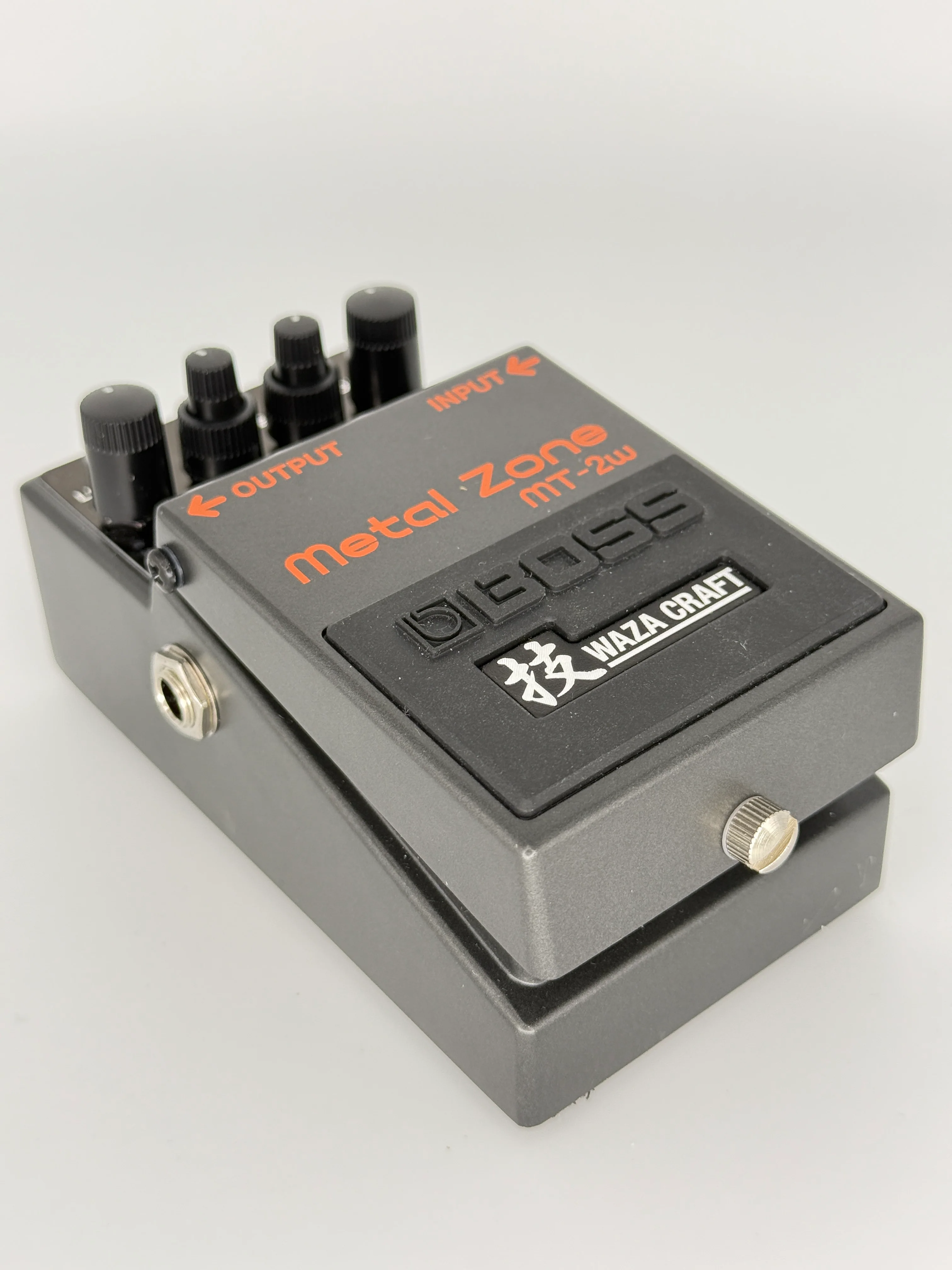 Boss MT-2W Waza Craft Metal Zone - Guitar / Effects Pedal - Image 7