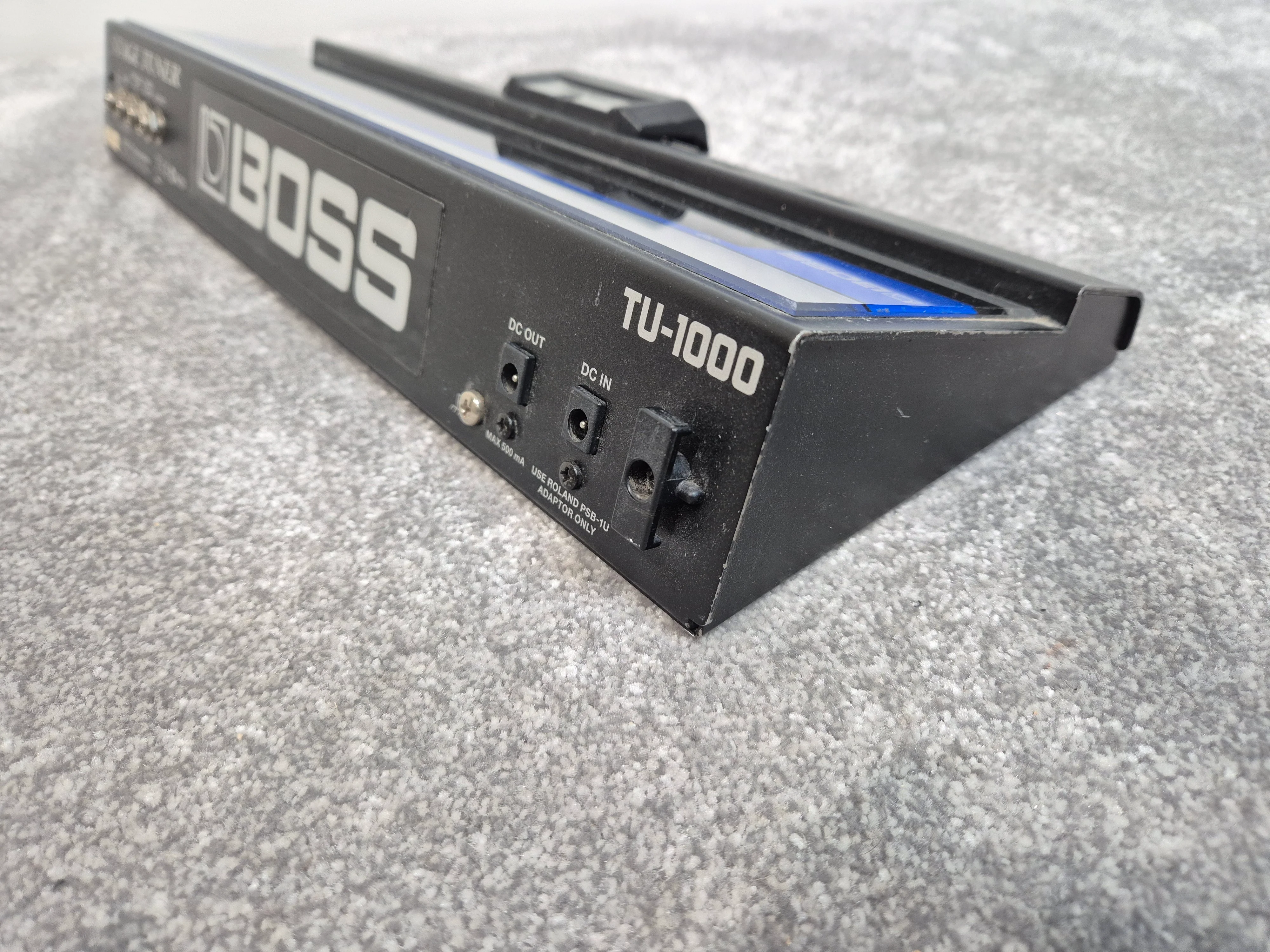 Boss Stage Tuner TU1000 - High-Intensity LED Meter Tuner - Image 5
