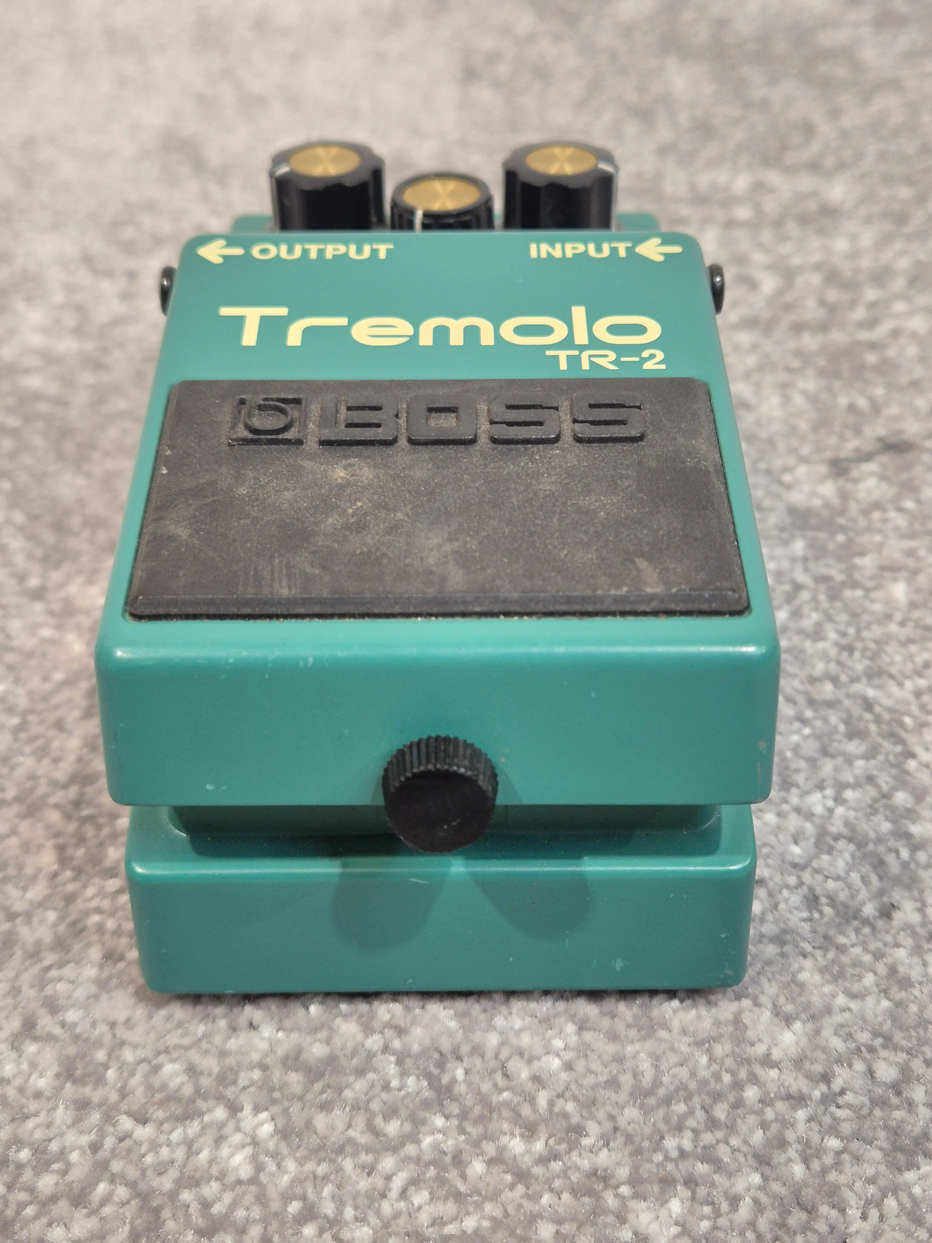 Boss TR-2 - Tremolo Effects Pedal - Image 4