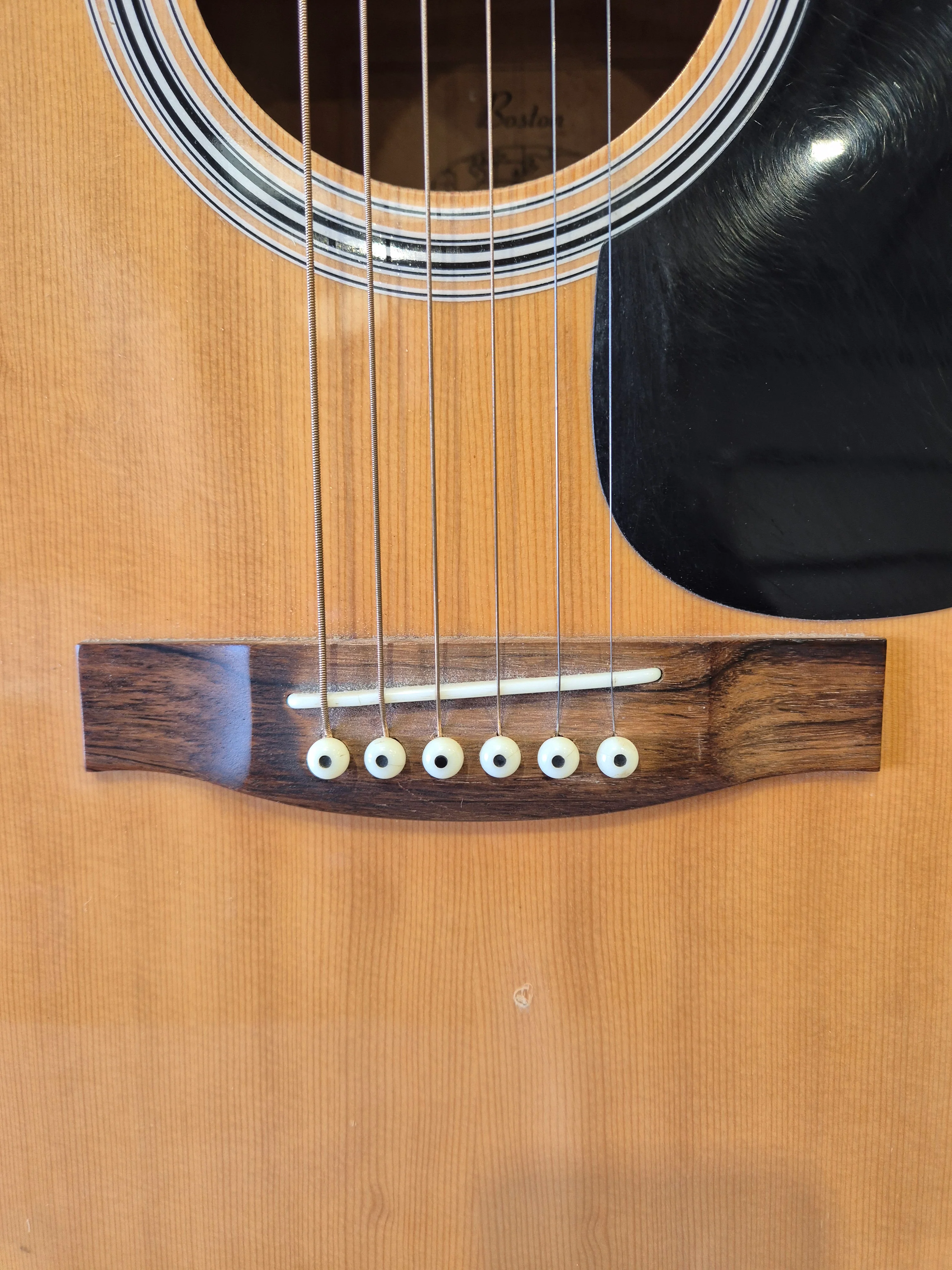 Boston BN-200 - Acoustic Guitar - Made in China - Image 3