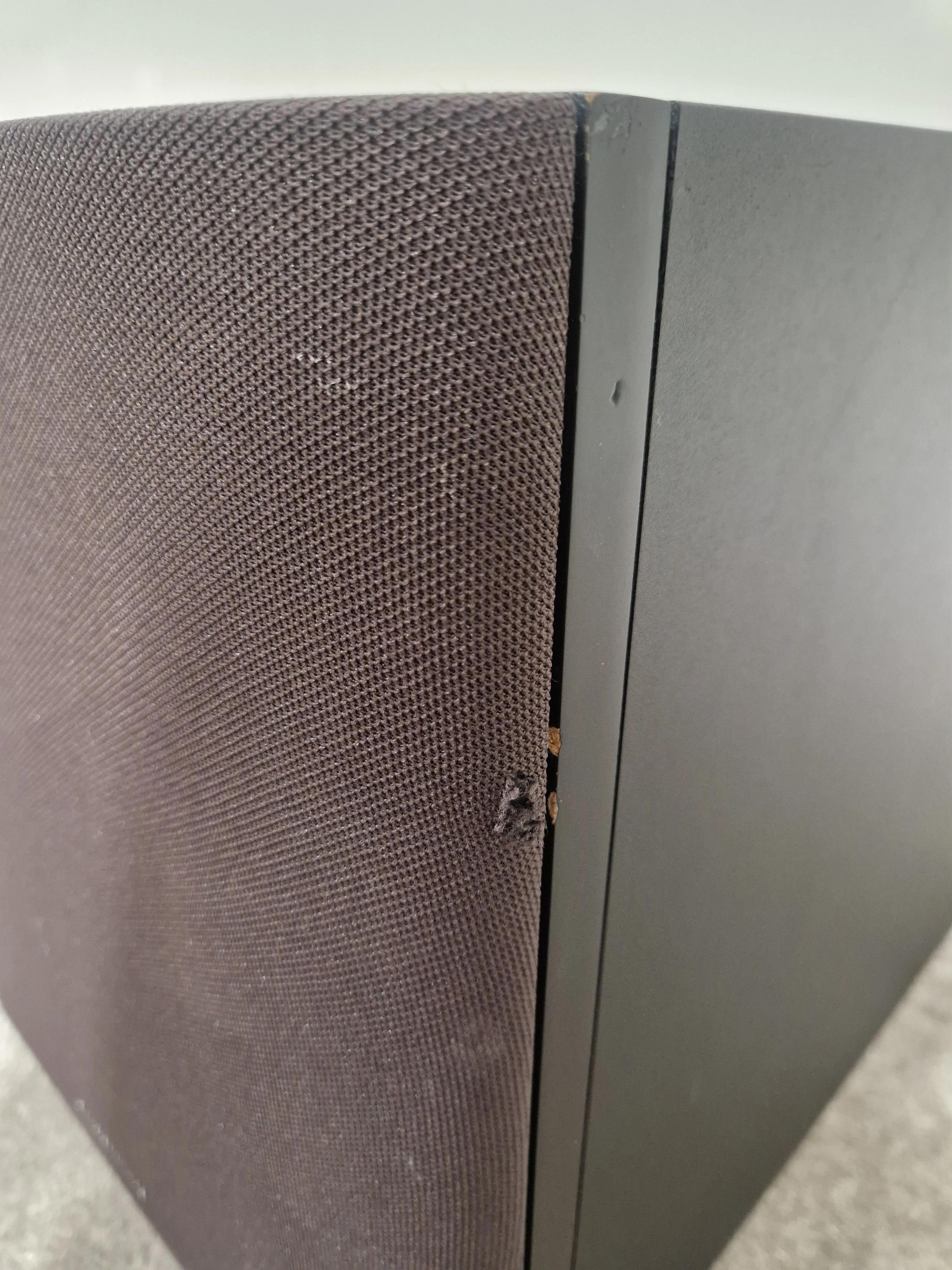 Bowers and Wilkins ASW610 - High-Power Subwoofer, 300W Amplifier - Very Good - Image 7