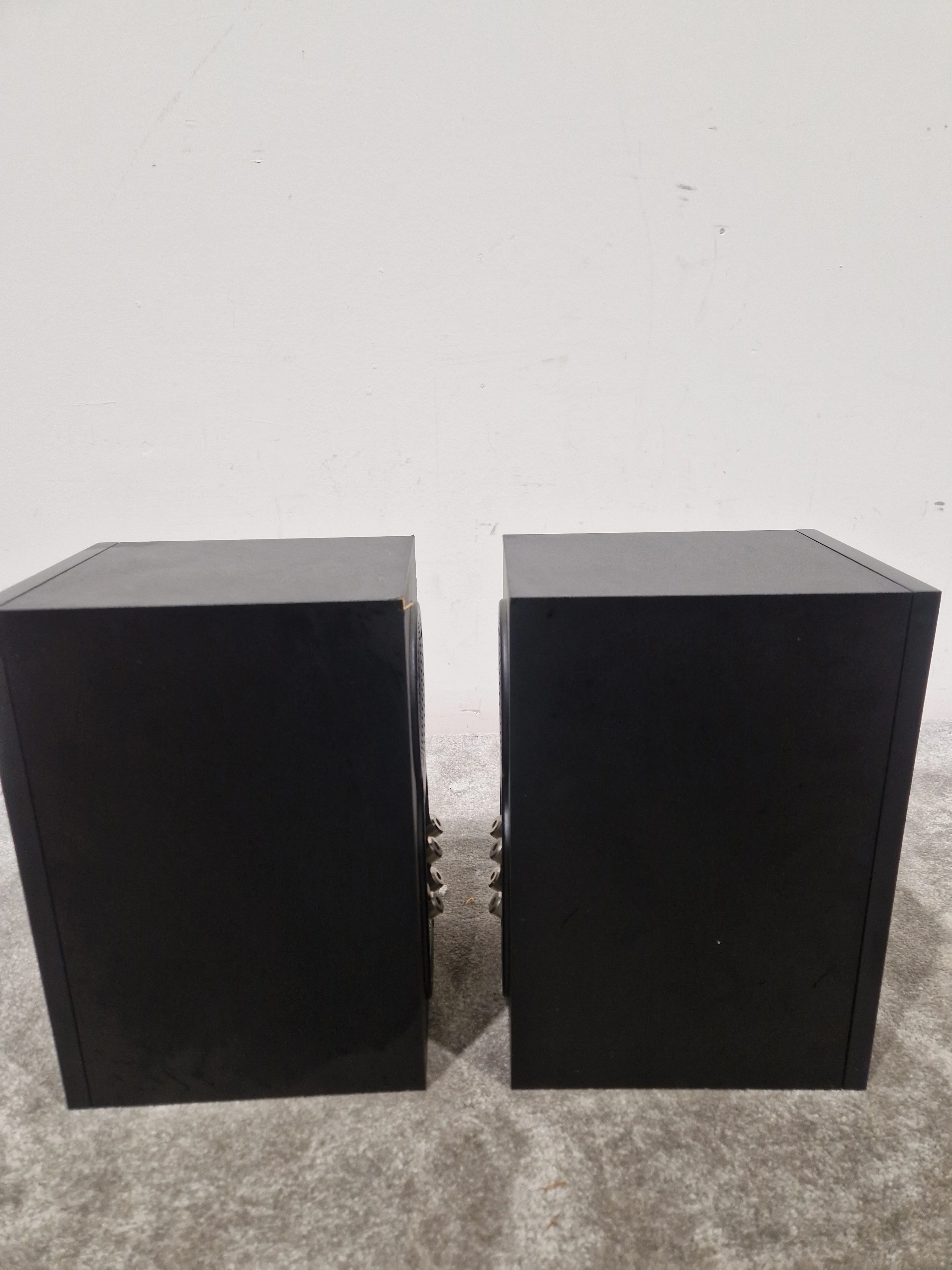Bowers & Wilkins 607 S2 Anniversary Edition - Bookshelf Speakers - Pair - Black - Good - Image 11