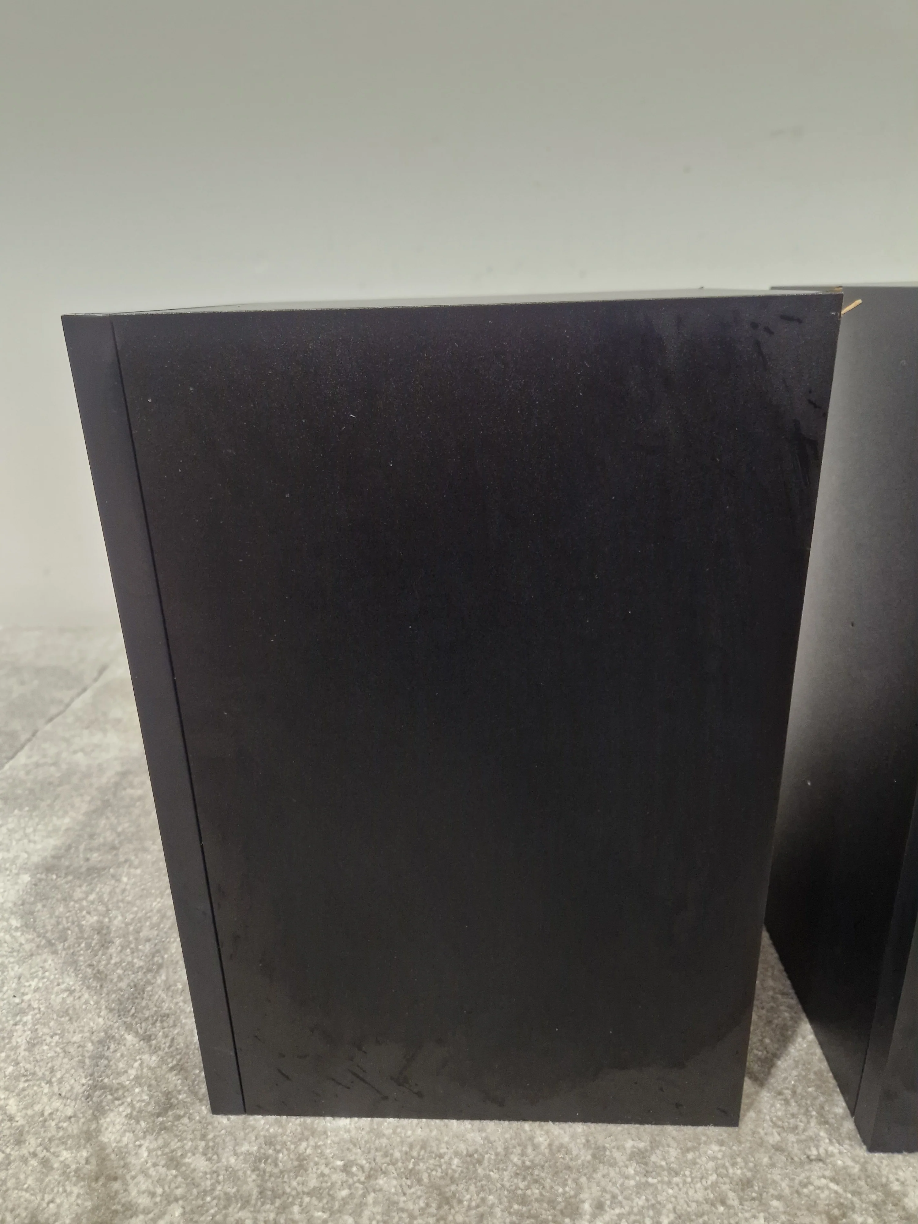 Bowers & Wilkins 607 S2 Anniversary Edition - Bookshelf Speakers - Pair - Black - Good - Image 4