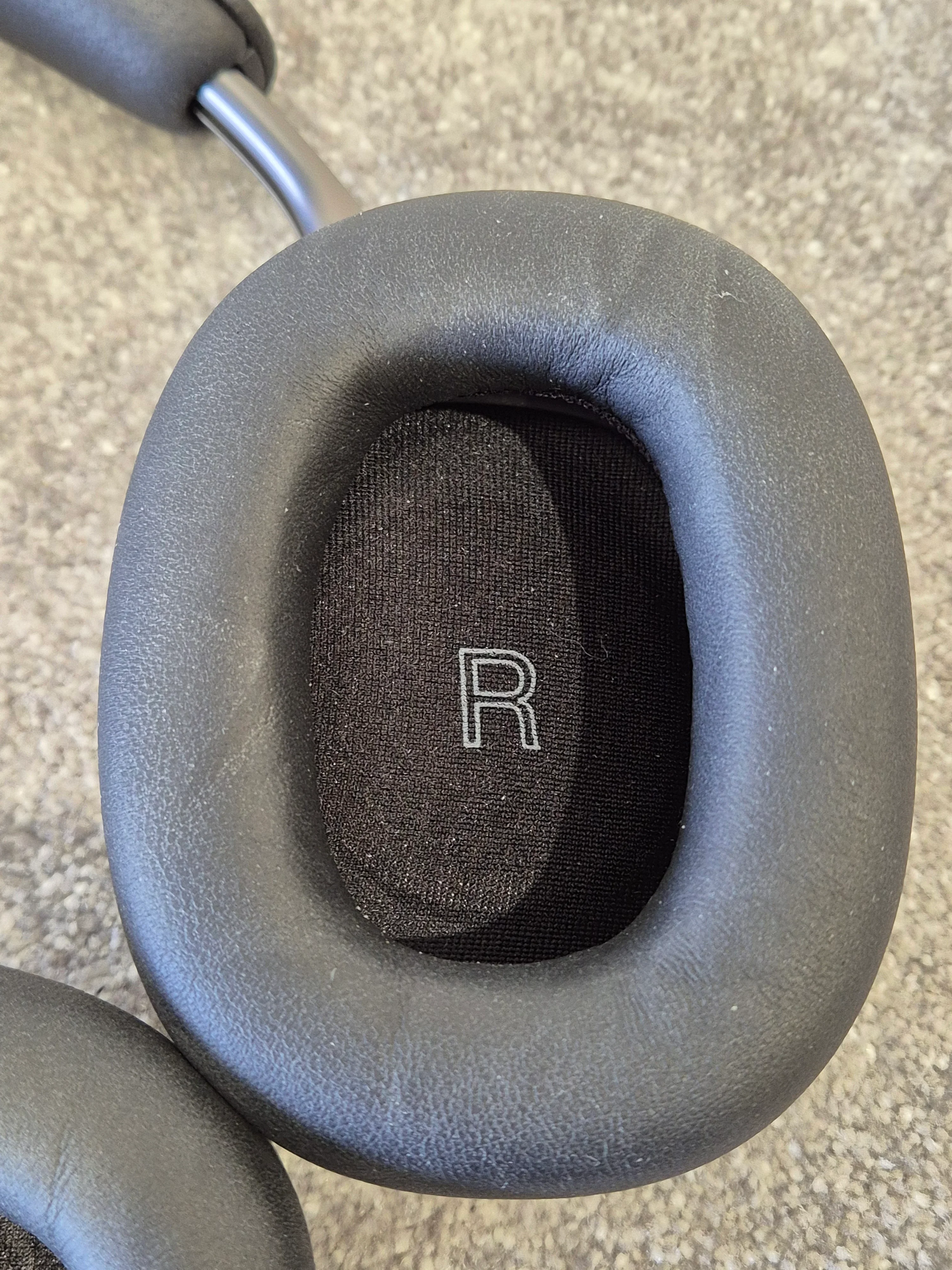Bowers & Wilkins PX8 - Wireless Headphones w/ Original Box - Image 4