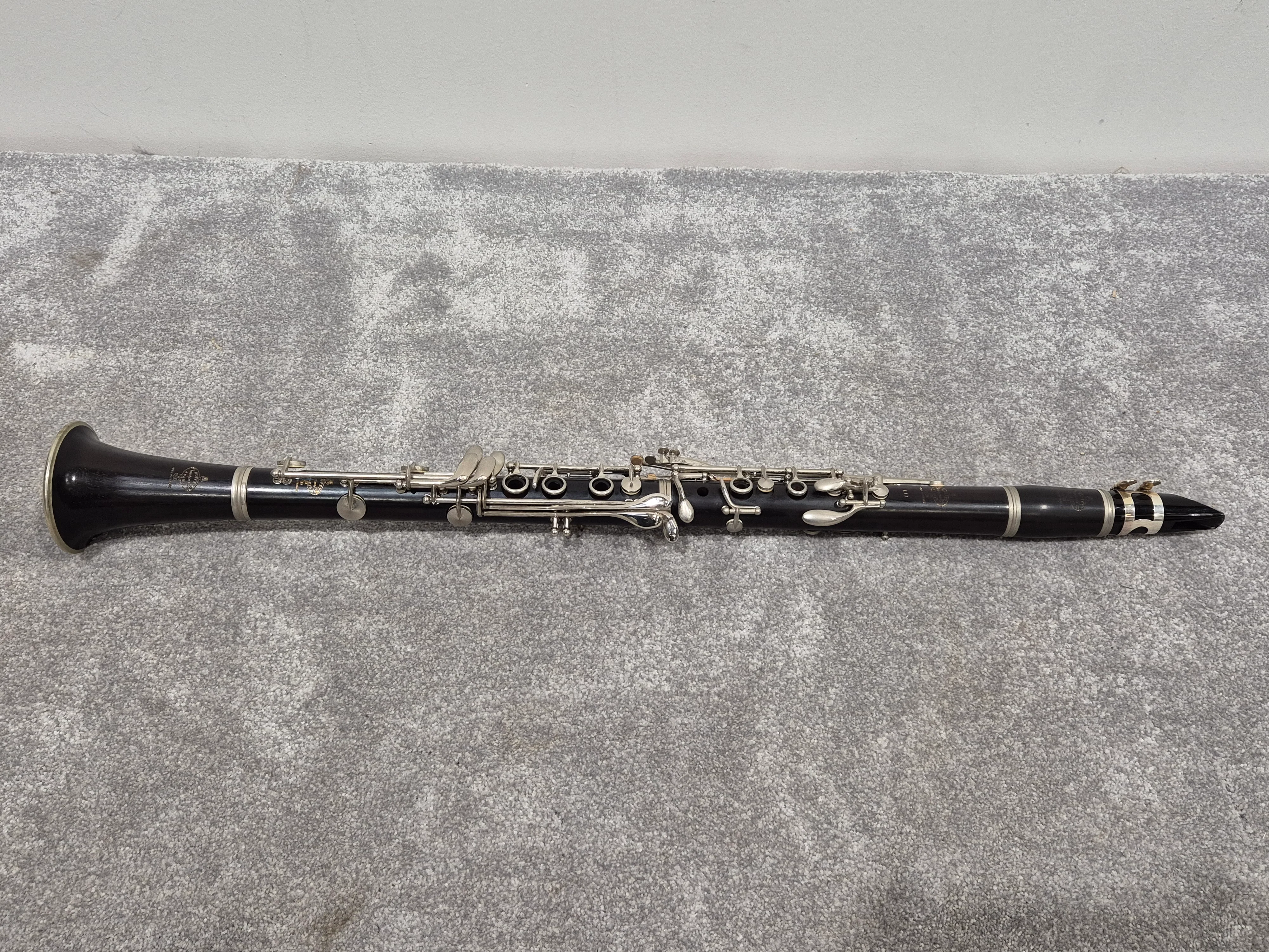 Buffet Crampon E13 Clarinet - Intermediate-Level w/ Original Hard Case - Image 2