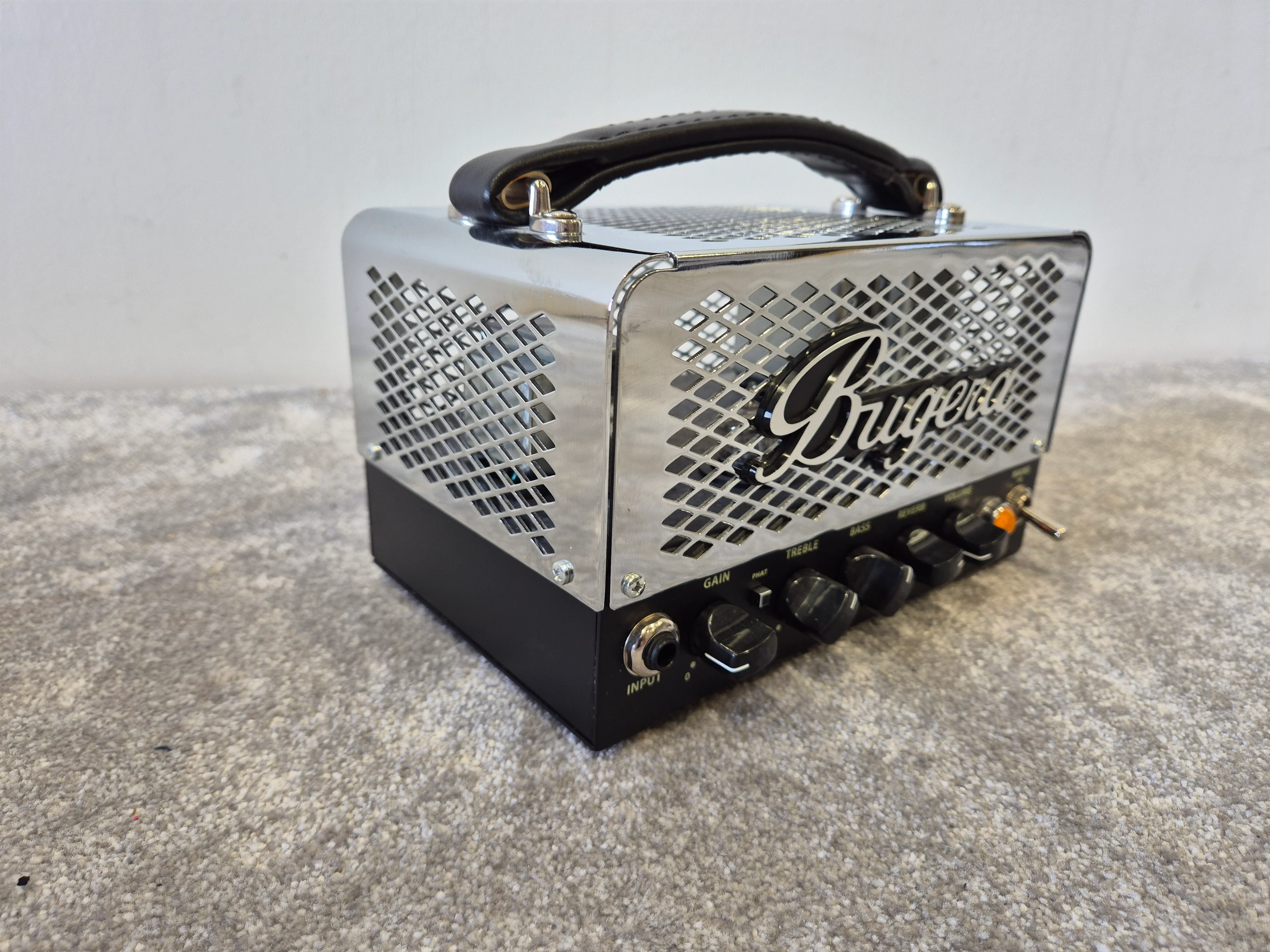 Bugera T5 INFINIUM - 5-watt All-Tube Guitar Amplifier Head - Image 2