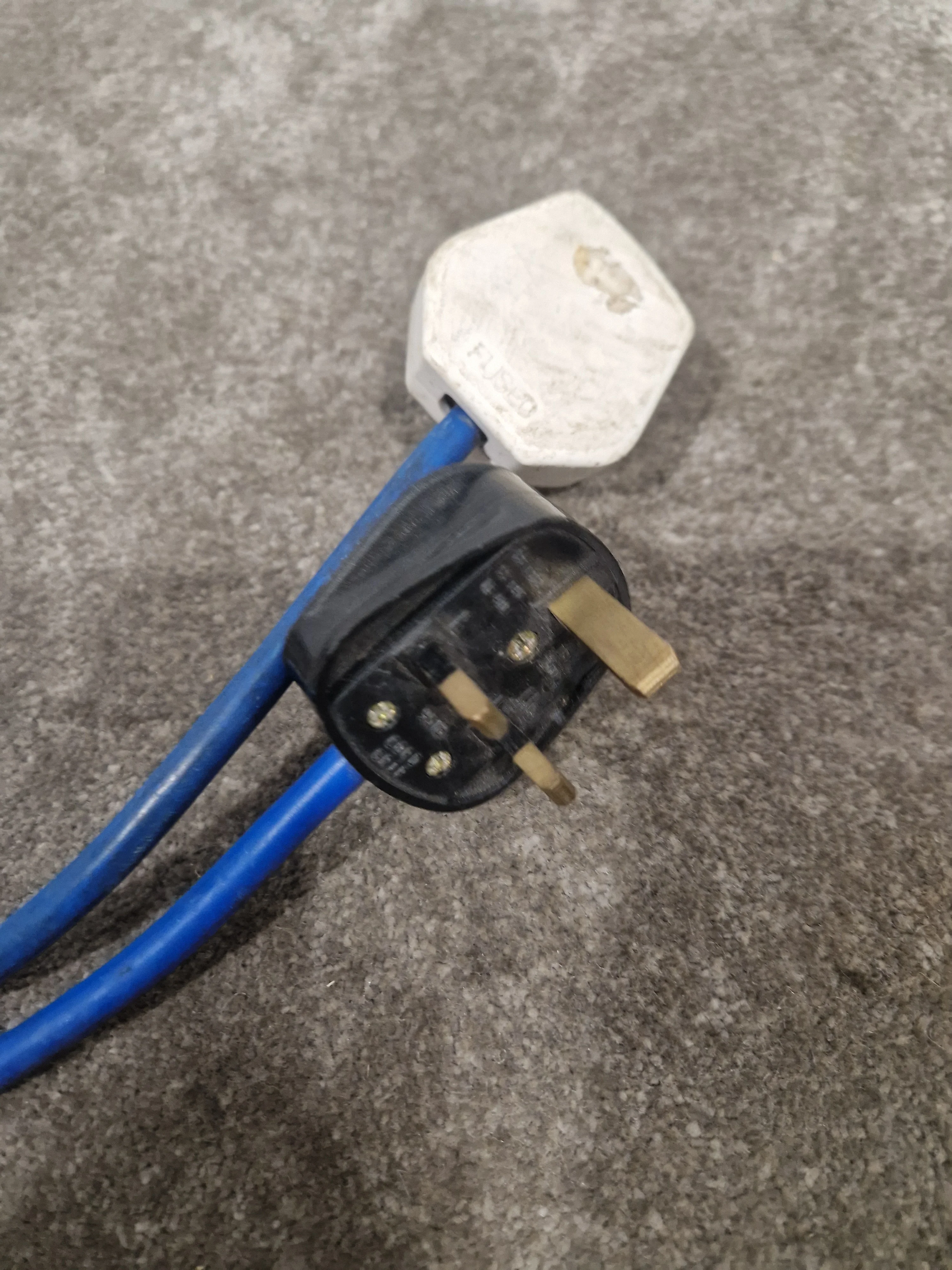 CAI UK-13A TO-16A Fly Lead Converter Pair 3FT - Electrical Adapter - Very Good - Image 4