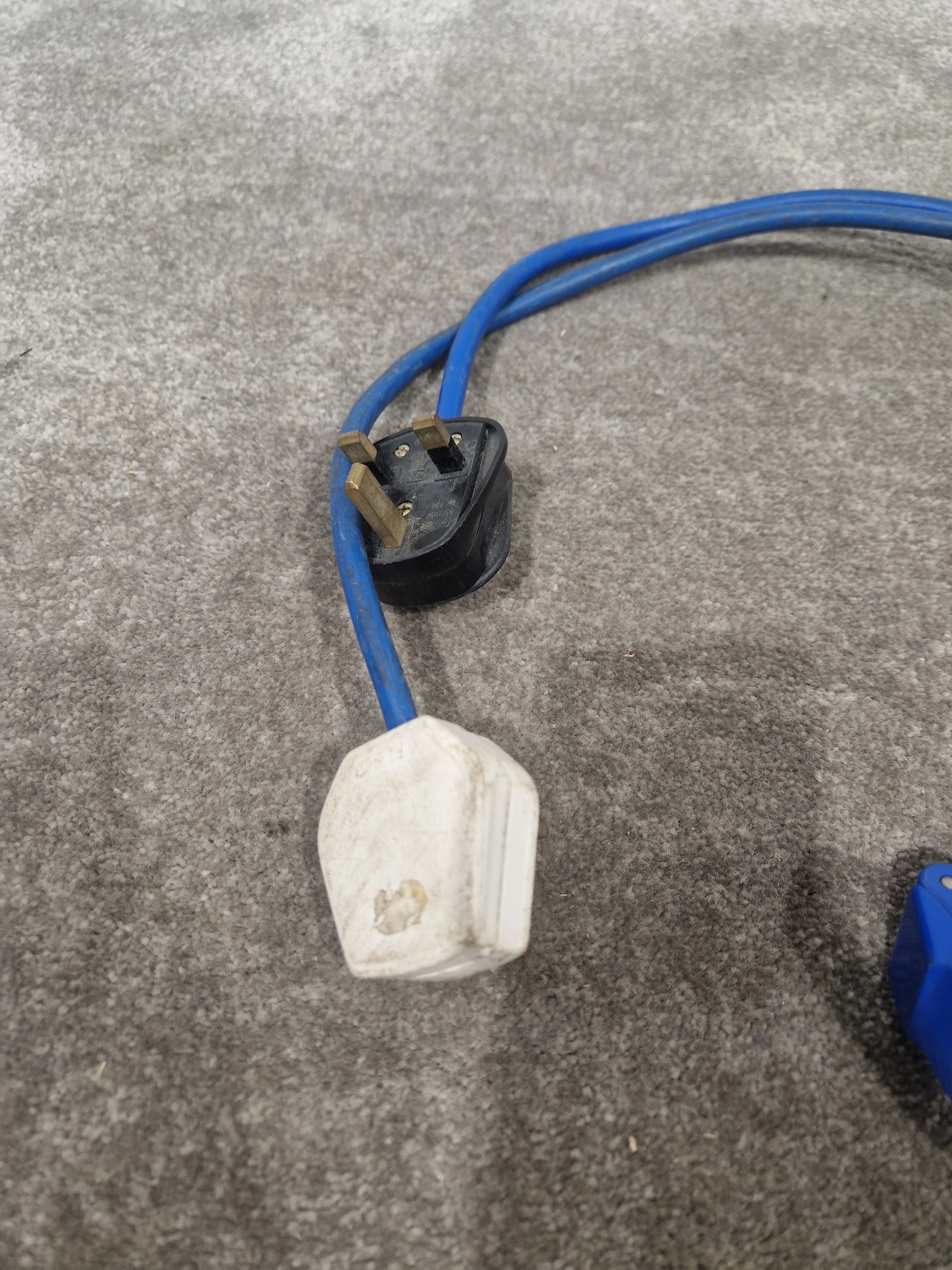 CAI UK-13A TO-16A Fly Lead Converter Pair 3FT - Electrical Adapter - Very Good - Image 6