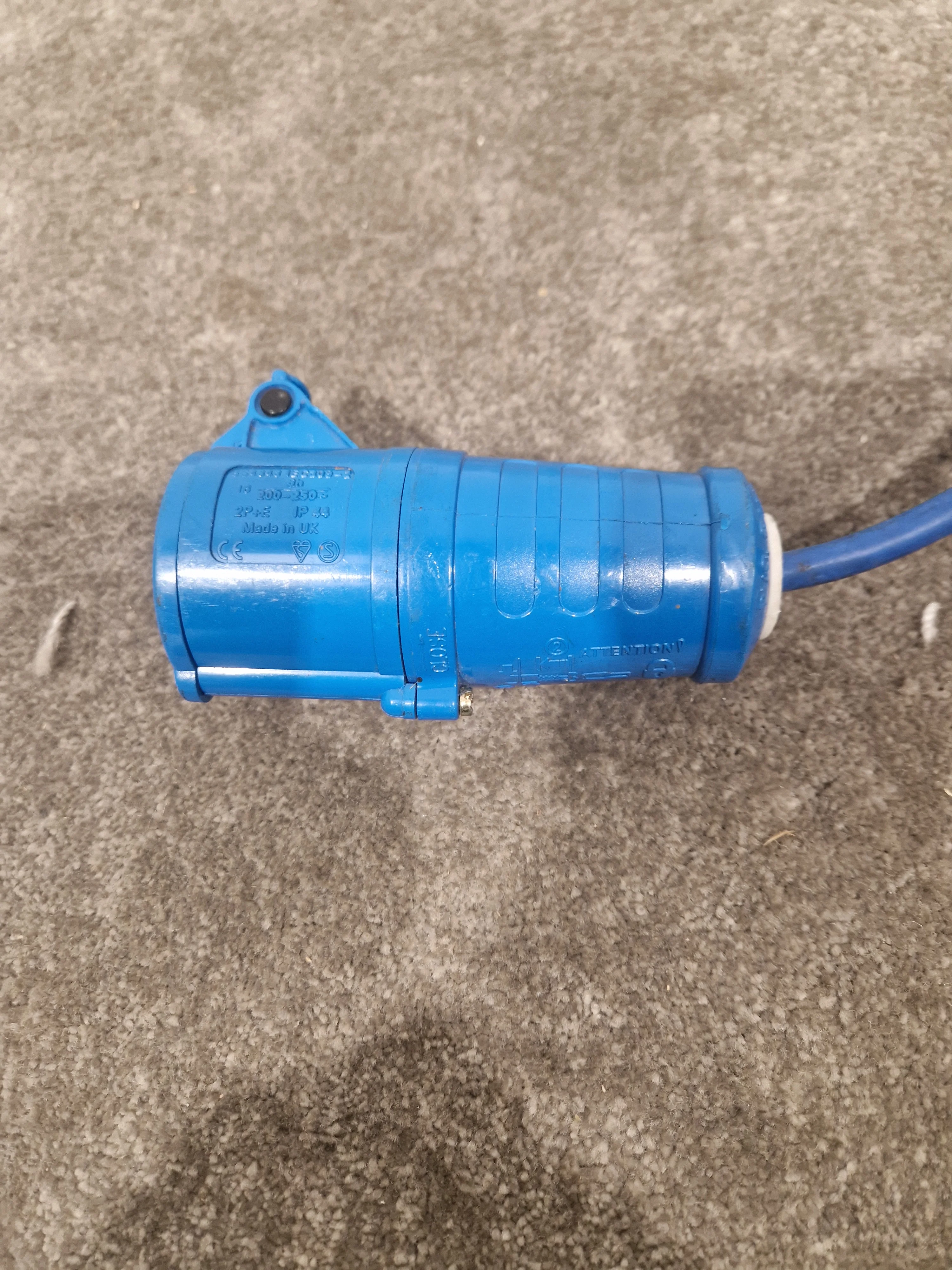 CAI UK-13A TO-16A Fly Lead Converter - Power Connectivity Solution - Very Good - Image 8
