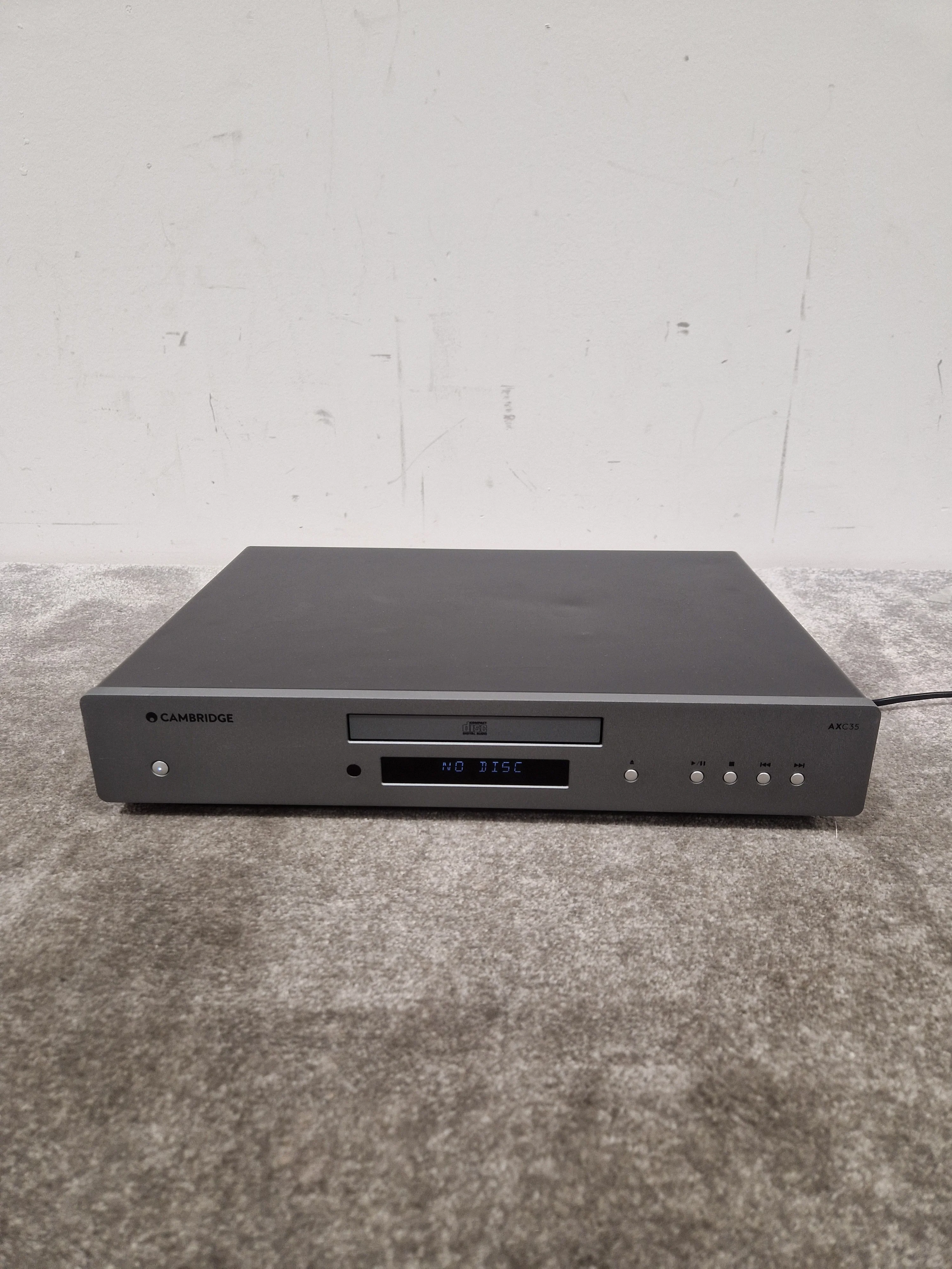Cambridge Audio AXC35 - High-Precision CD Player - Excellent w/ Power Supply - Image 2